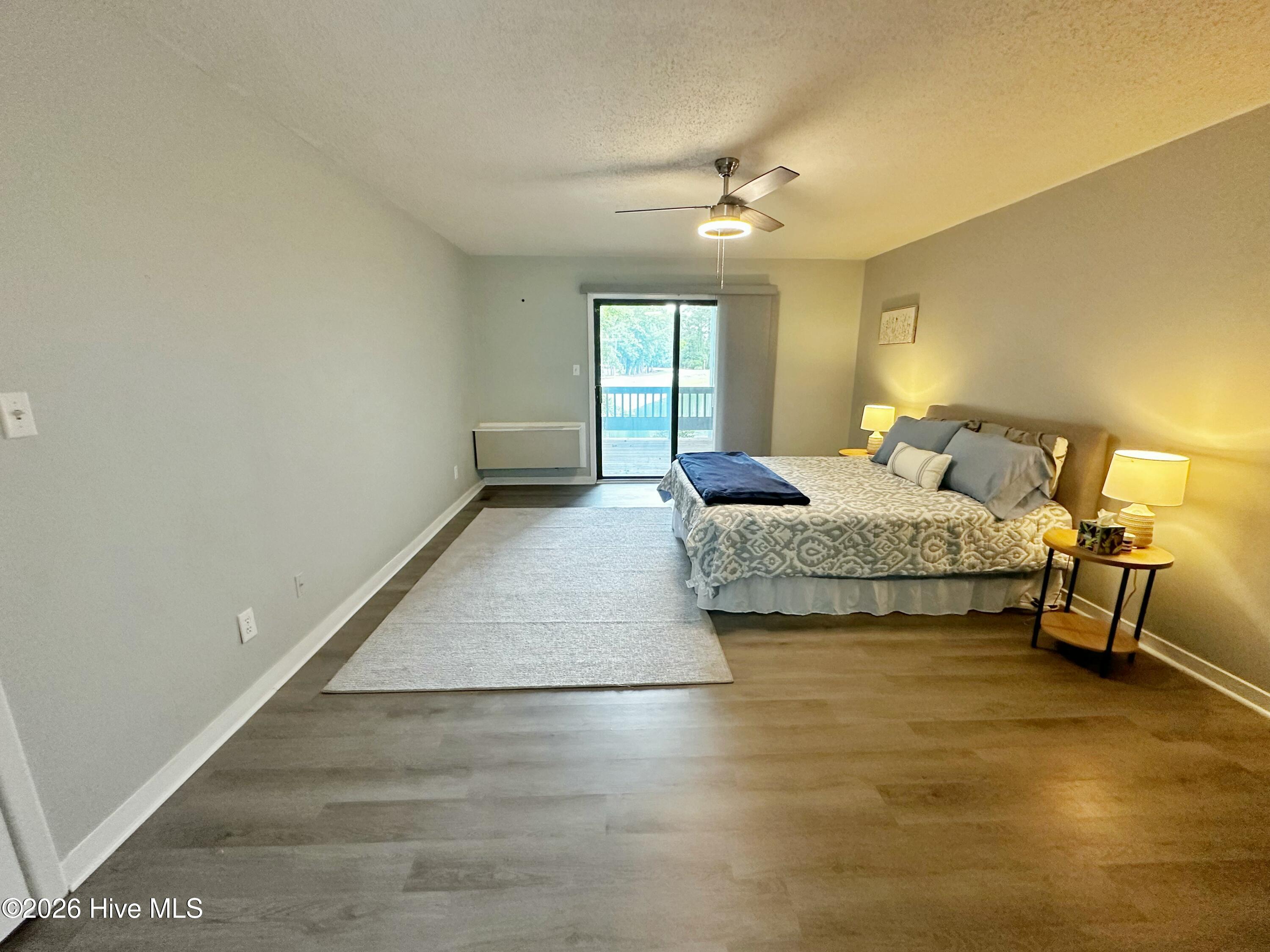 1204 Harbourside Drive 1204a & 1203 Property Photo 9