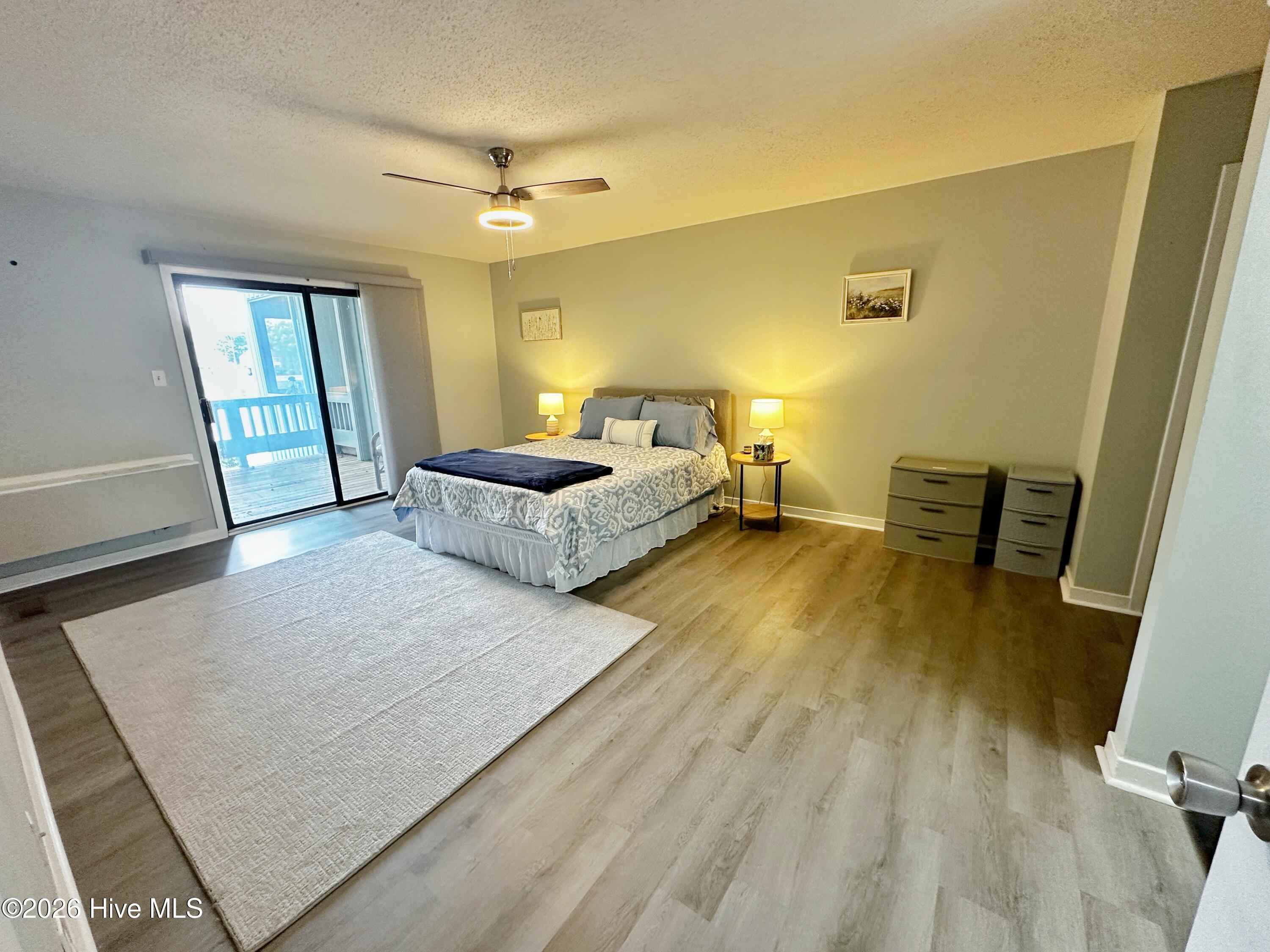1204 Harbourside Drive 1204a & 1203 Property Photo 11