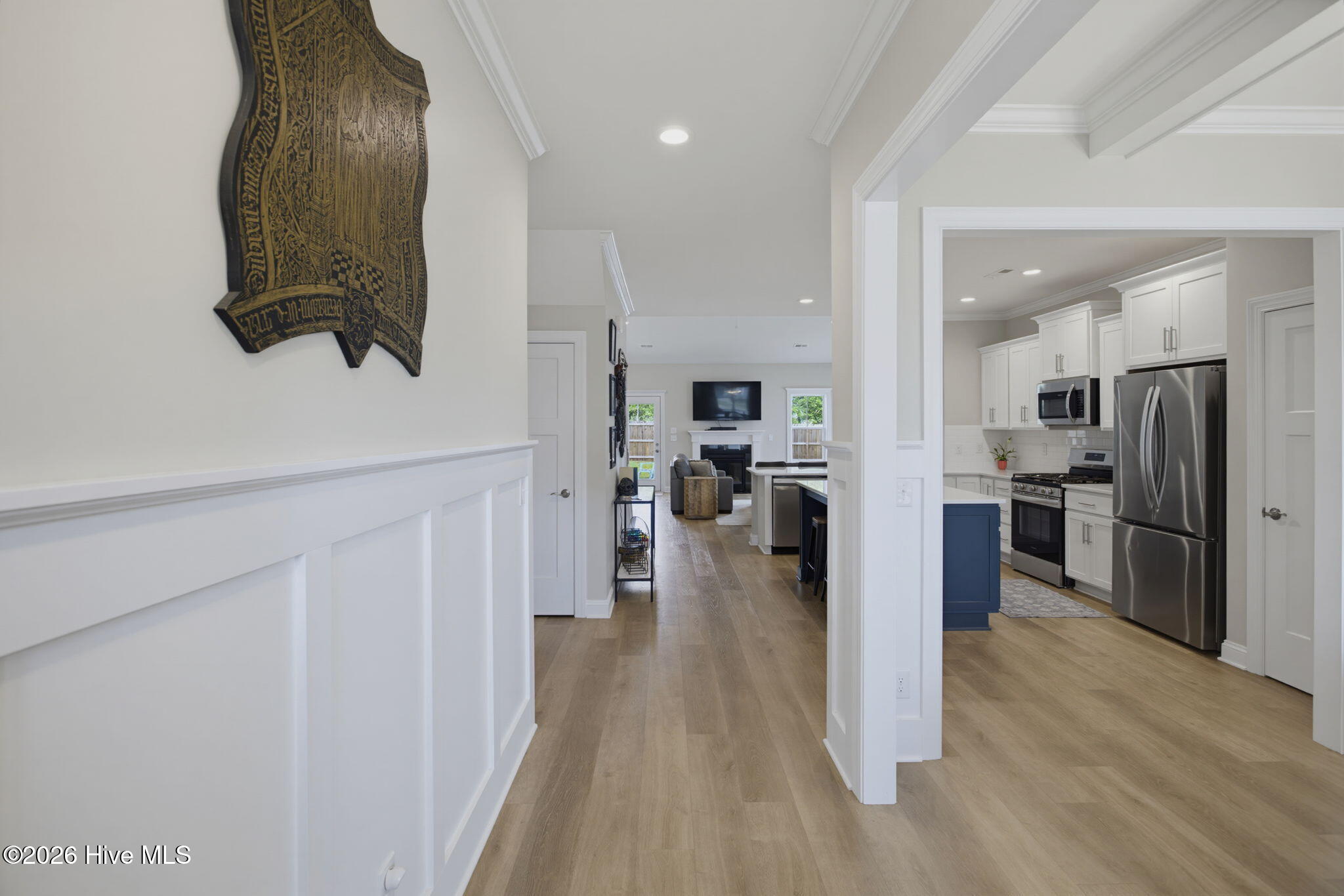 2742 Longleaf Pine Circle Property Photo 3