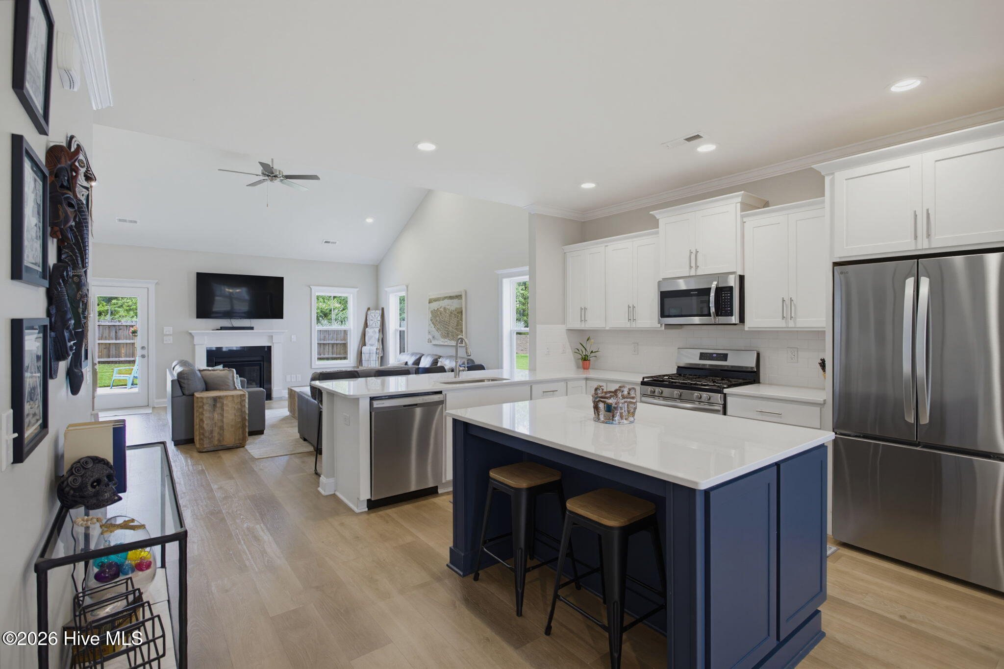 2742 Longleaf Pine Circle Property Photo 6
