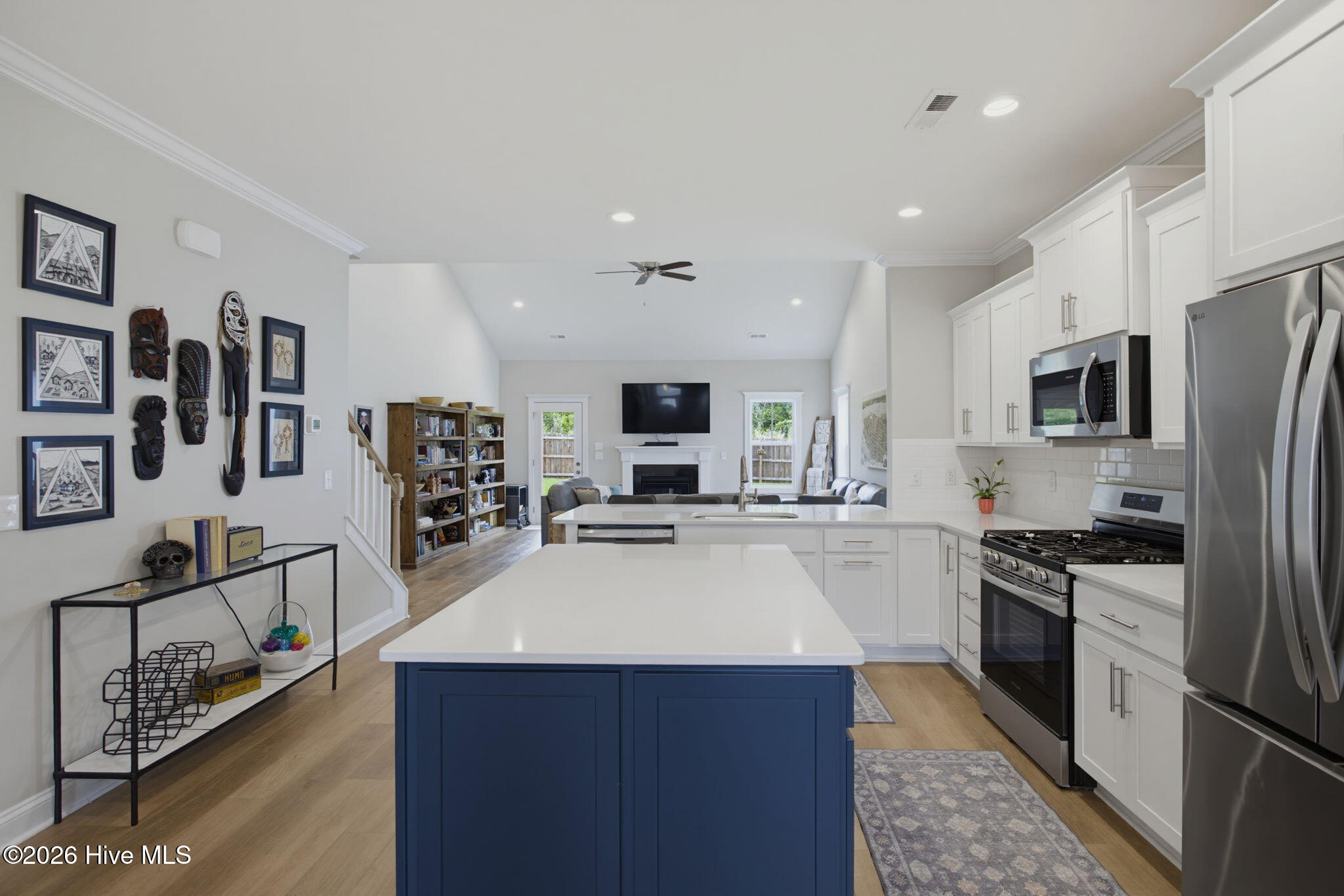 2742 Longleaf Pine Circle Property Photo 7