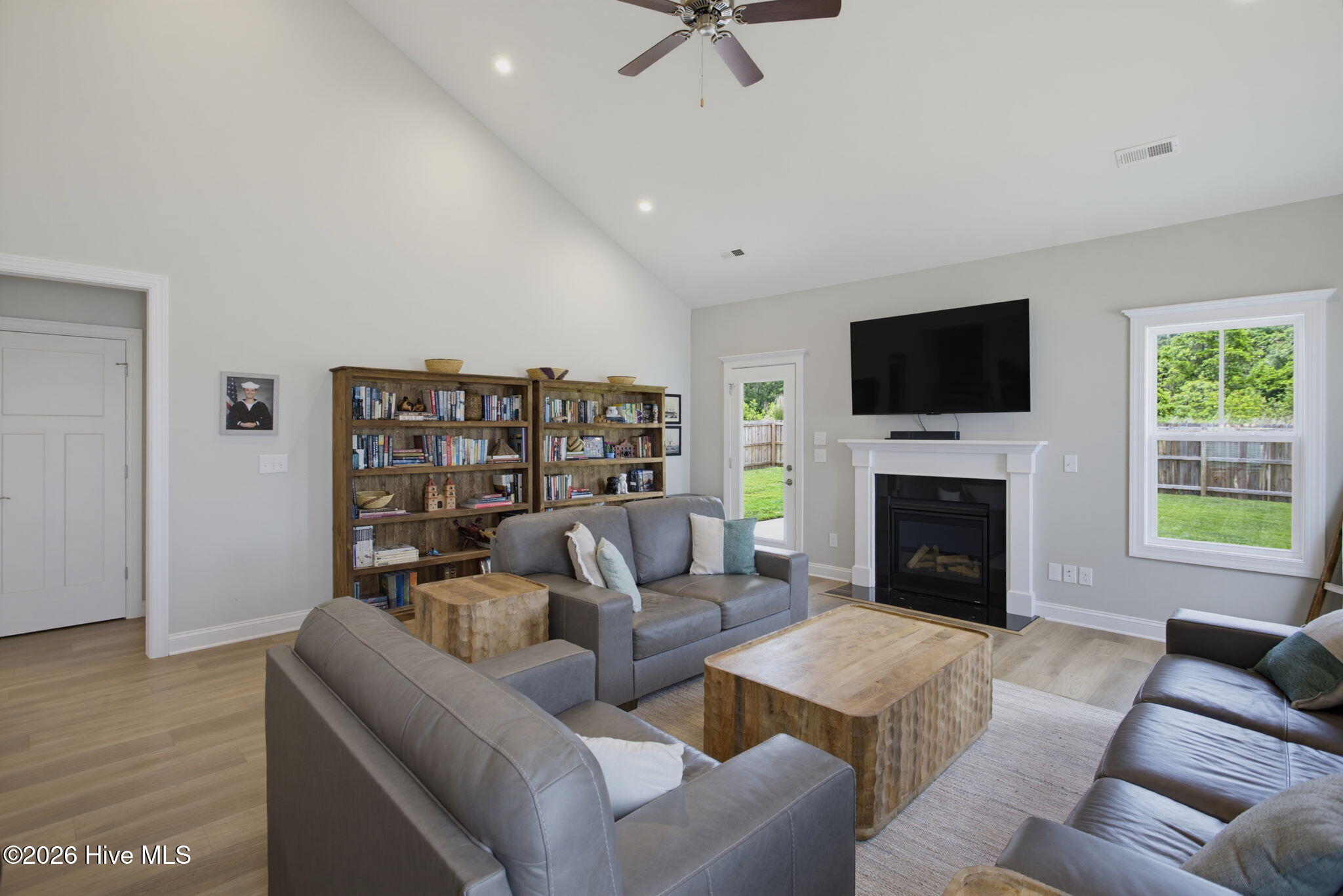 2742 Longleaf Pine Circle Property Photo 11