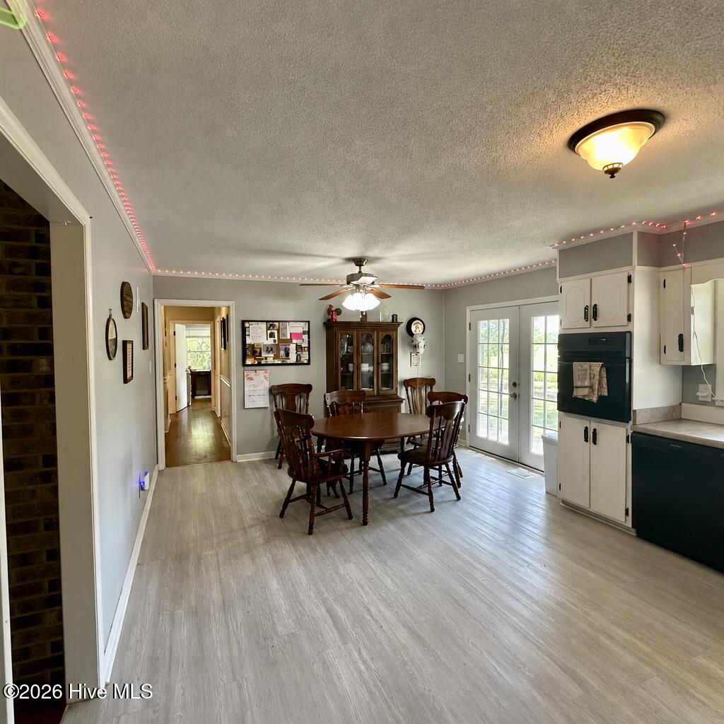 1073 Old Baker Road Property Photo 2