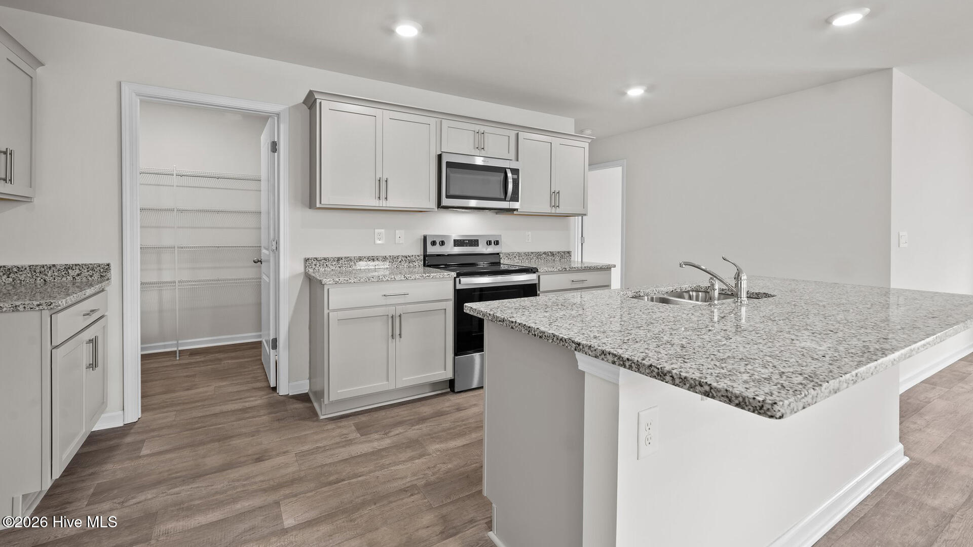 2105 Montalvan Drive Property Photo 10