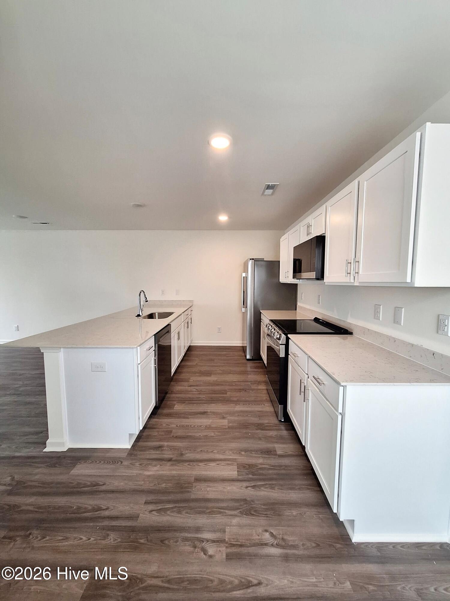 2425 Brookville Drive A Property Photo 3