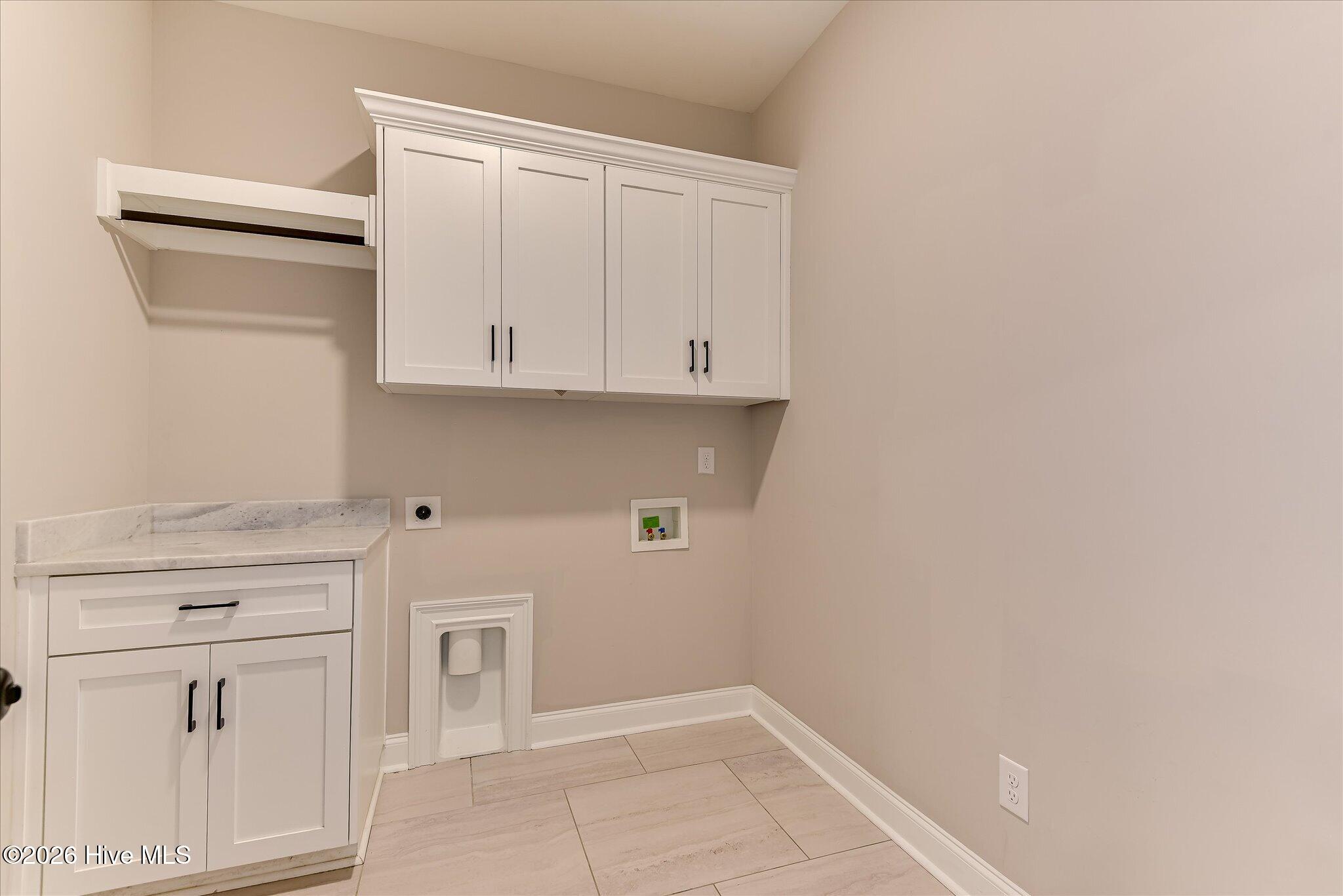 427 Woodlawn Street Property Photo 40