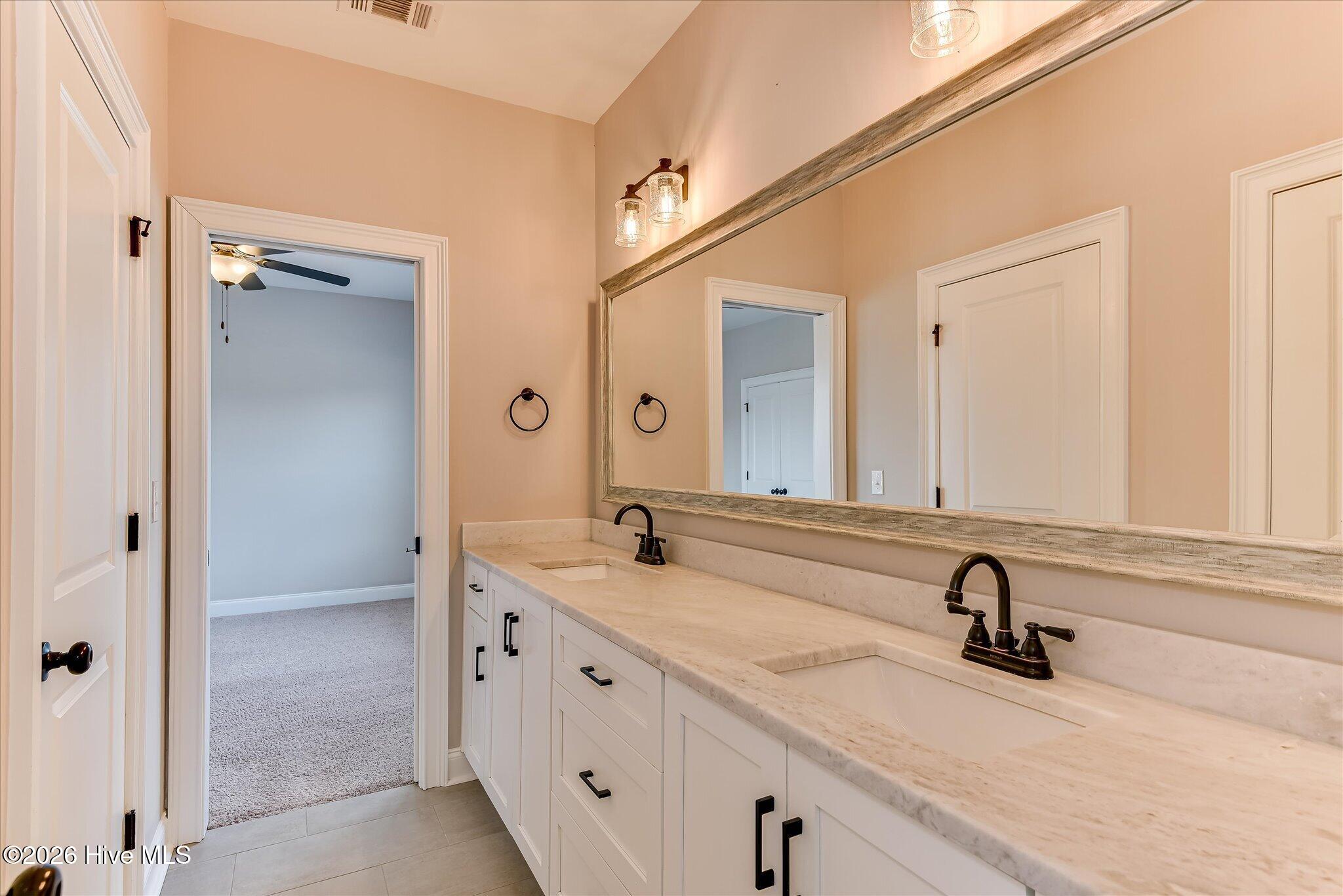 427 Woodlawn Street Property Photo 43