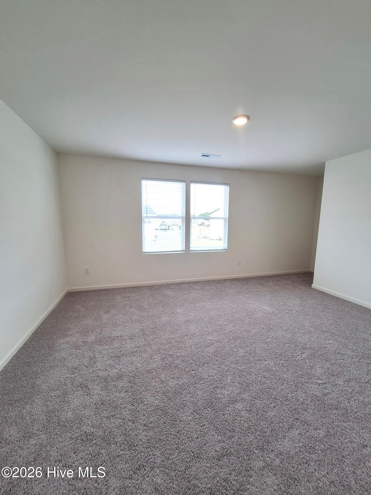 2425 Brookville Drive B Property Photo 8
