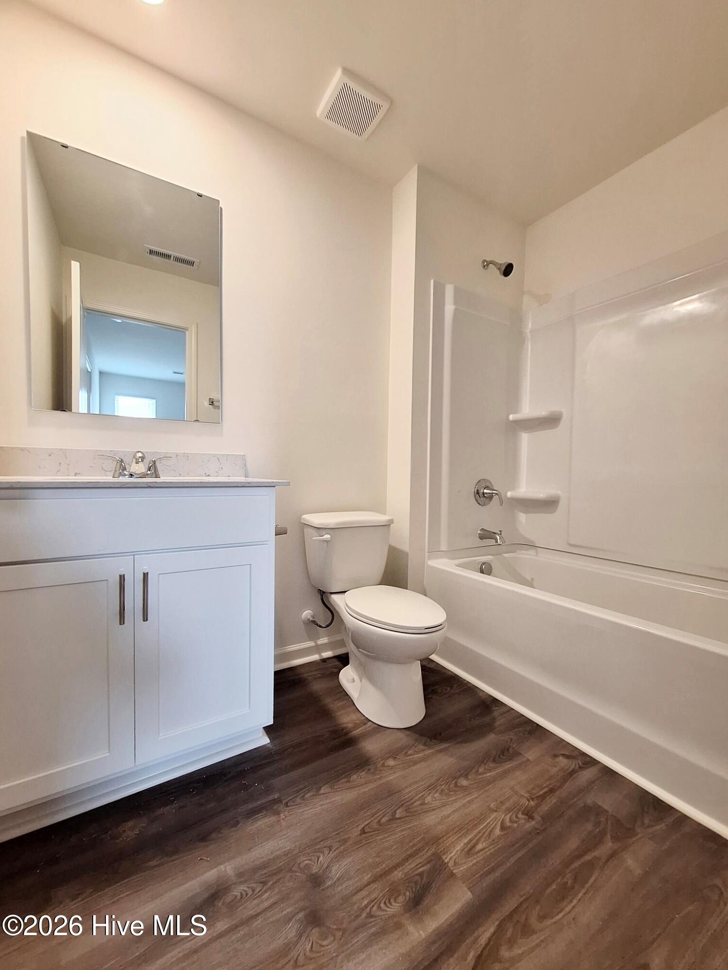 2425 Brookville Drive B Property Photo 16