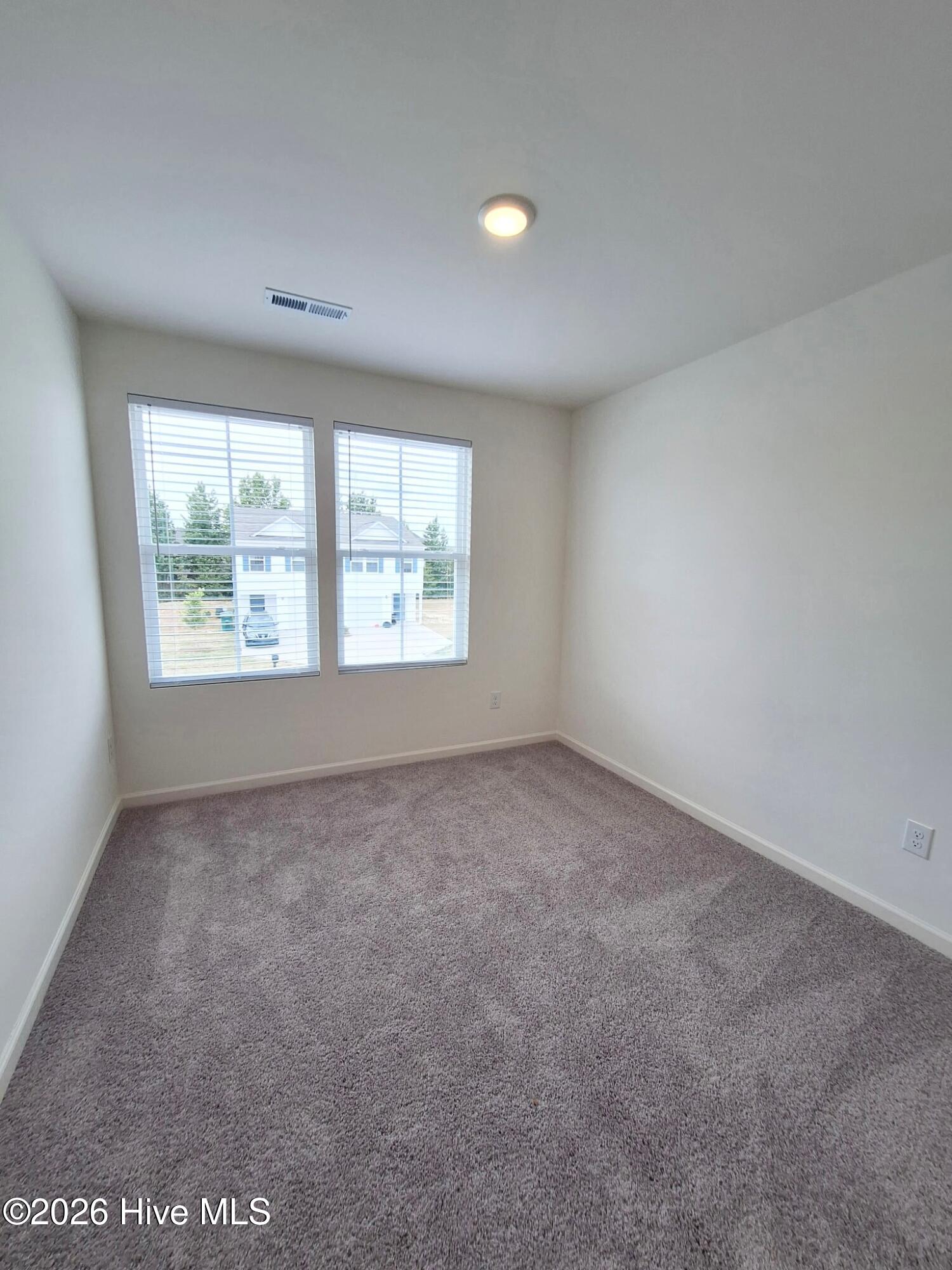2425 Brookville Drive B Property Photo 17