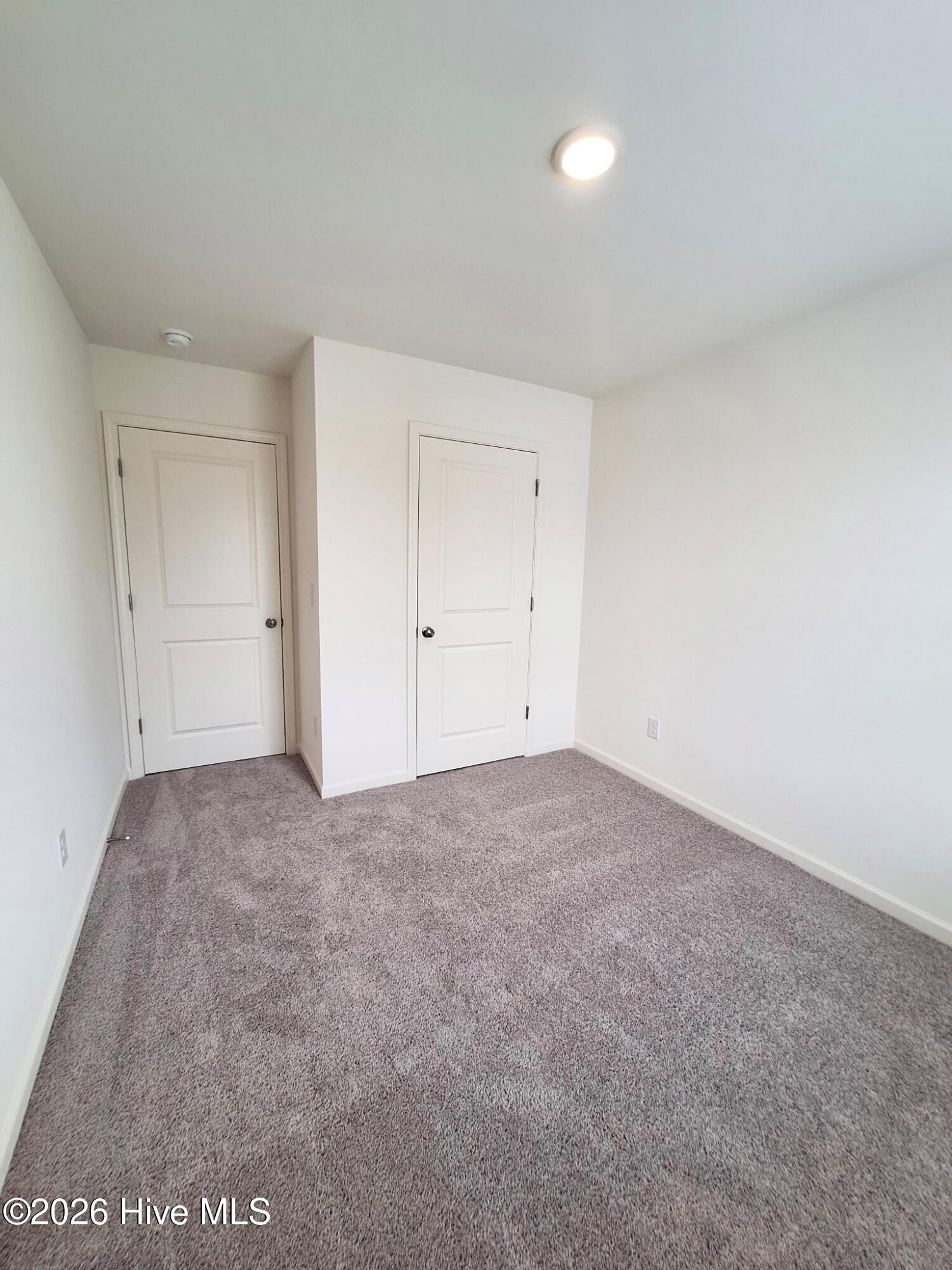 2425 Brookville Drive B Property Photo 19
