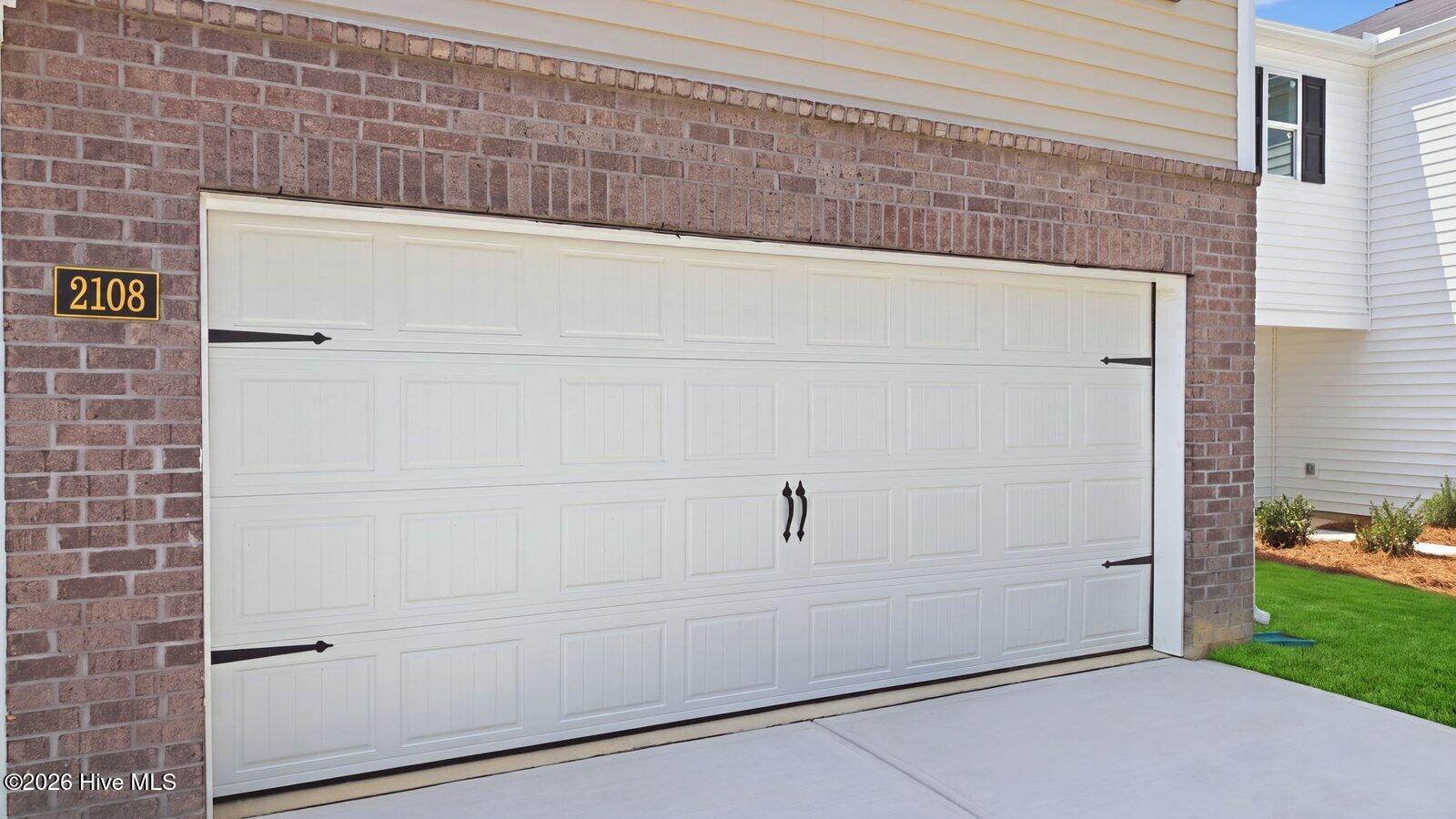 2108 Montalvan Drive Property Photo 5