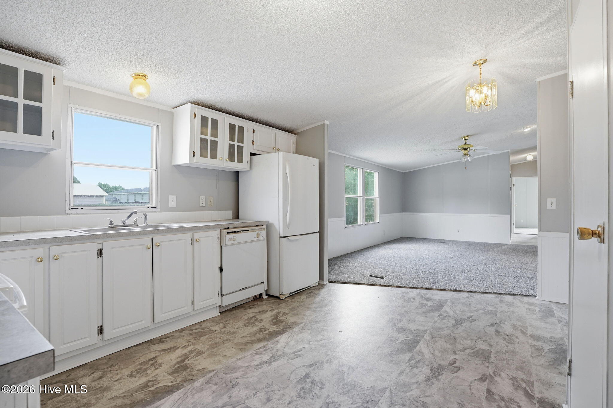 51 Chrystal Way Property Photo 16