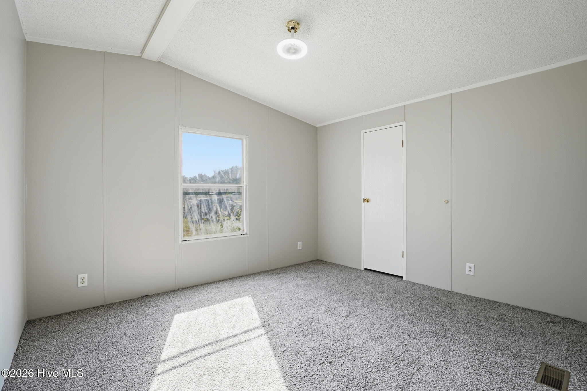 51 Chrystal Way Property Photo 30
