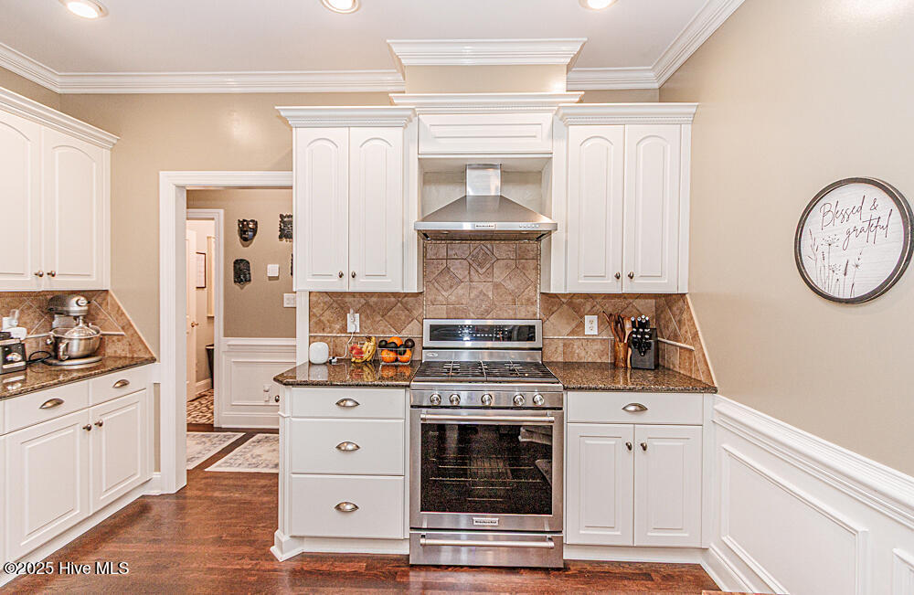 7693 Briar Creek Road Property Photo 33