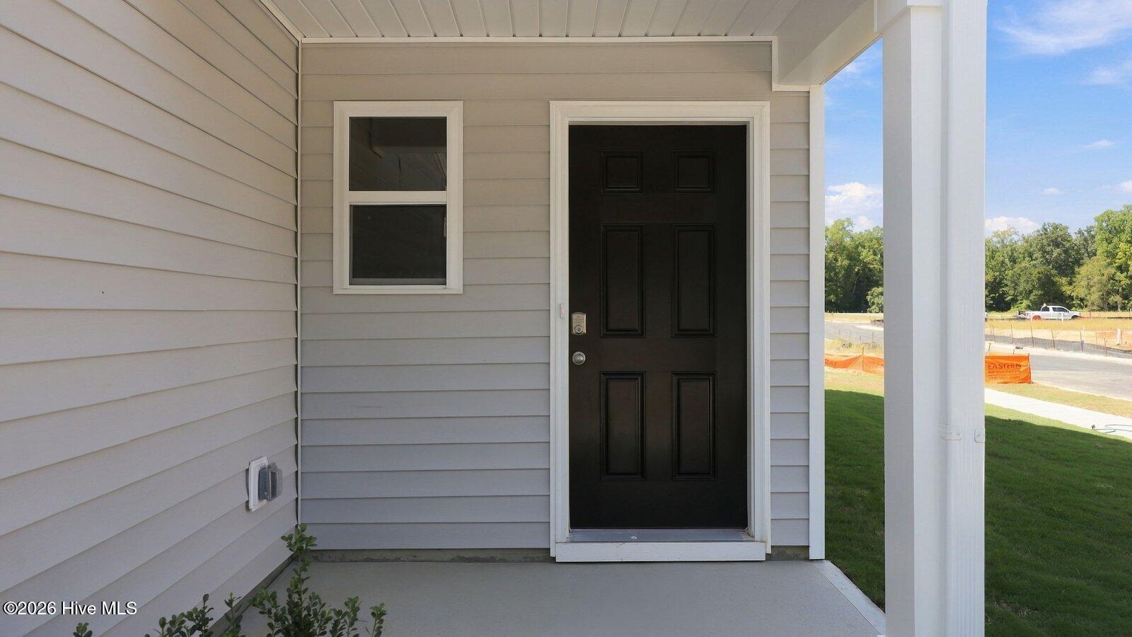 2100 Montalvan Drive Property Photo 4