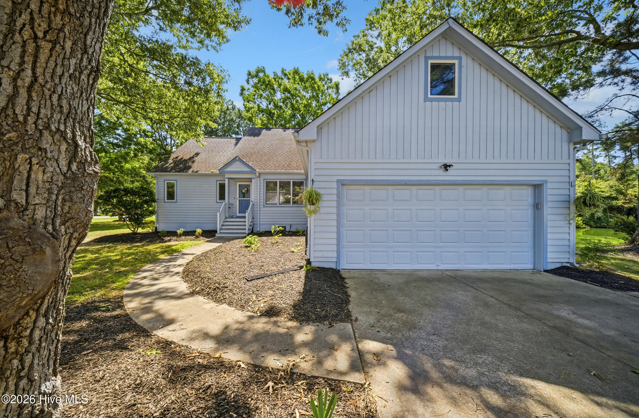111 Little Circle Property Photo 2