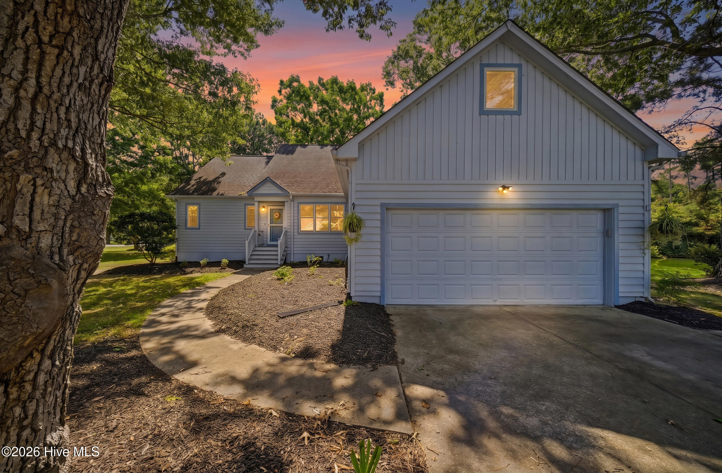 111 Little Circle Property Photo 4