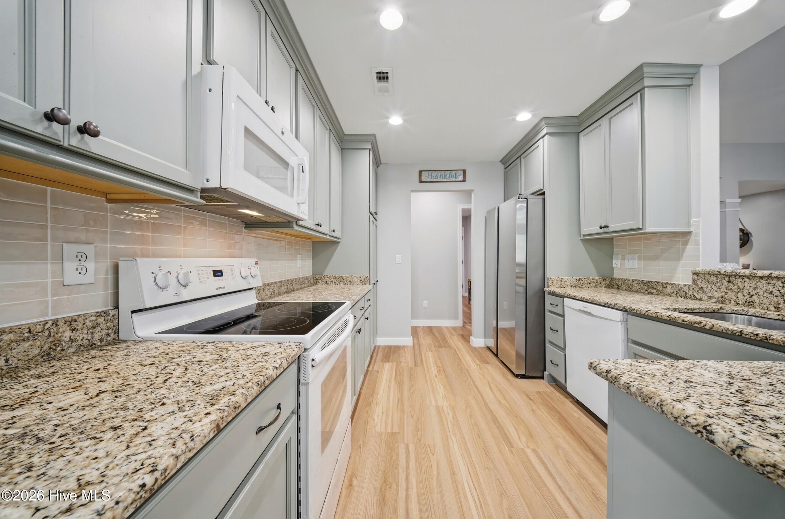 111 Little Circle Property Photo 15