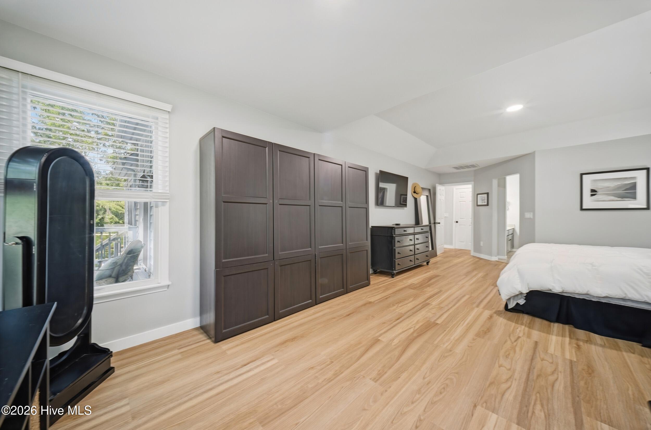 111 Little Circle Property Photo 16