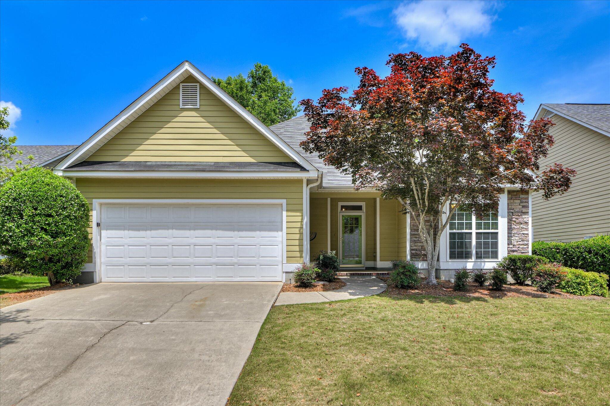 2037 Magnolia Parkway Property Photo 1