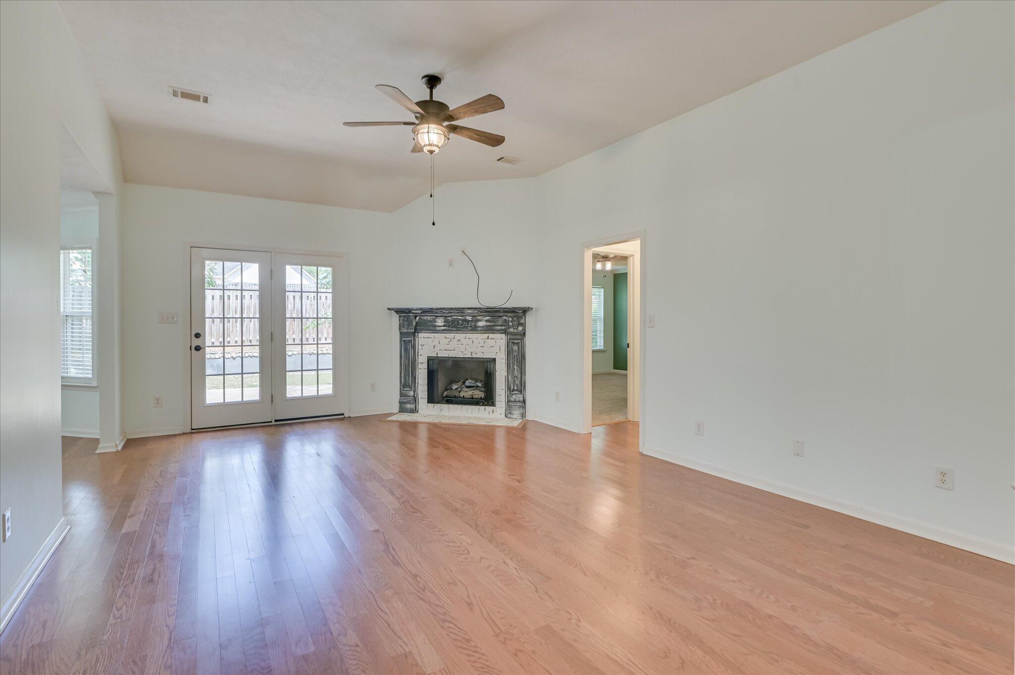 2037 Magnolia Parkway Property Photo 33