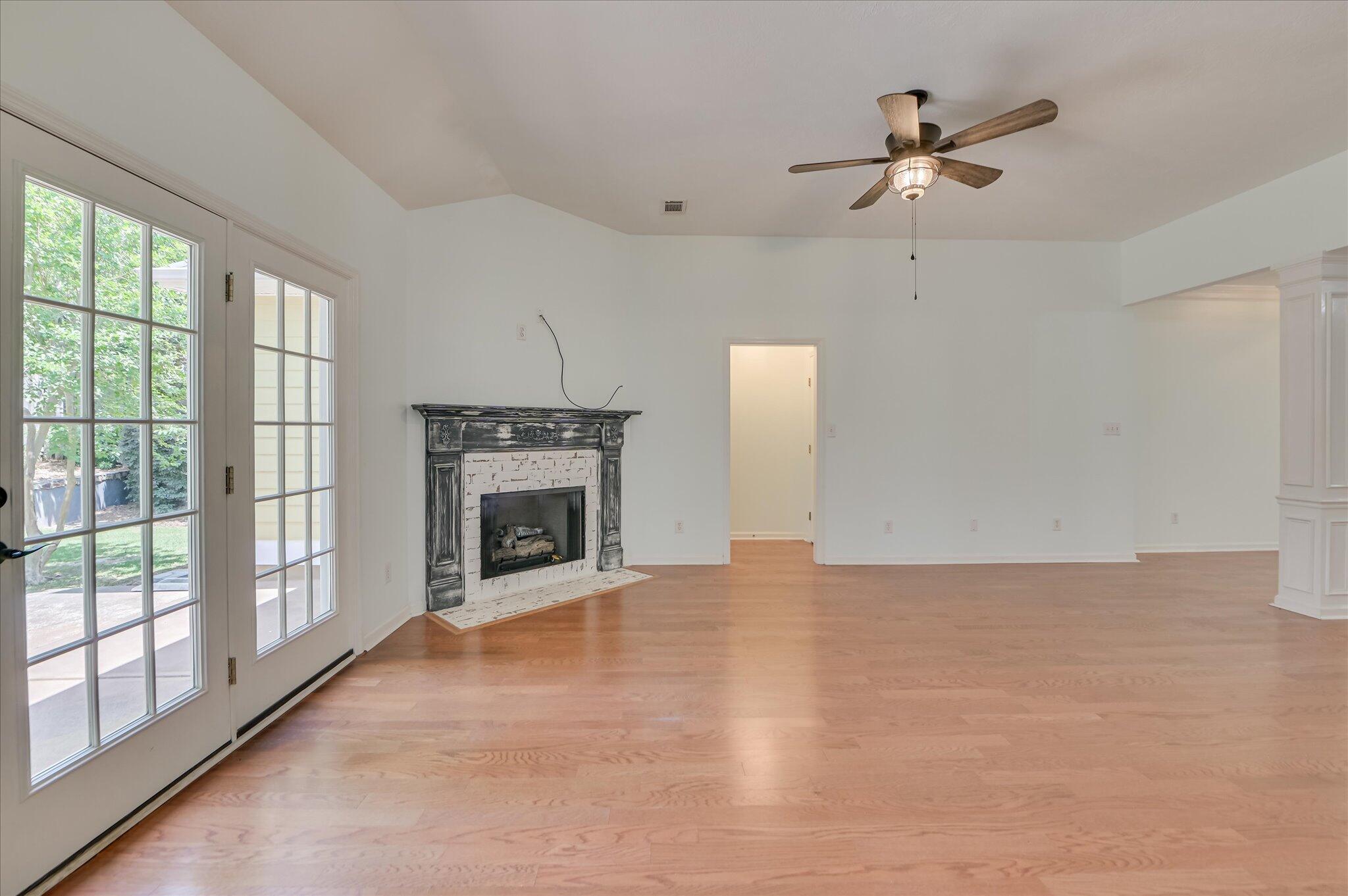 2037 Magnolia Parkway Property Photo 35