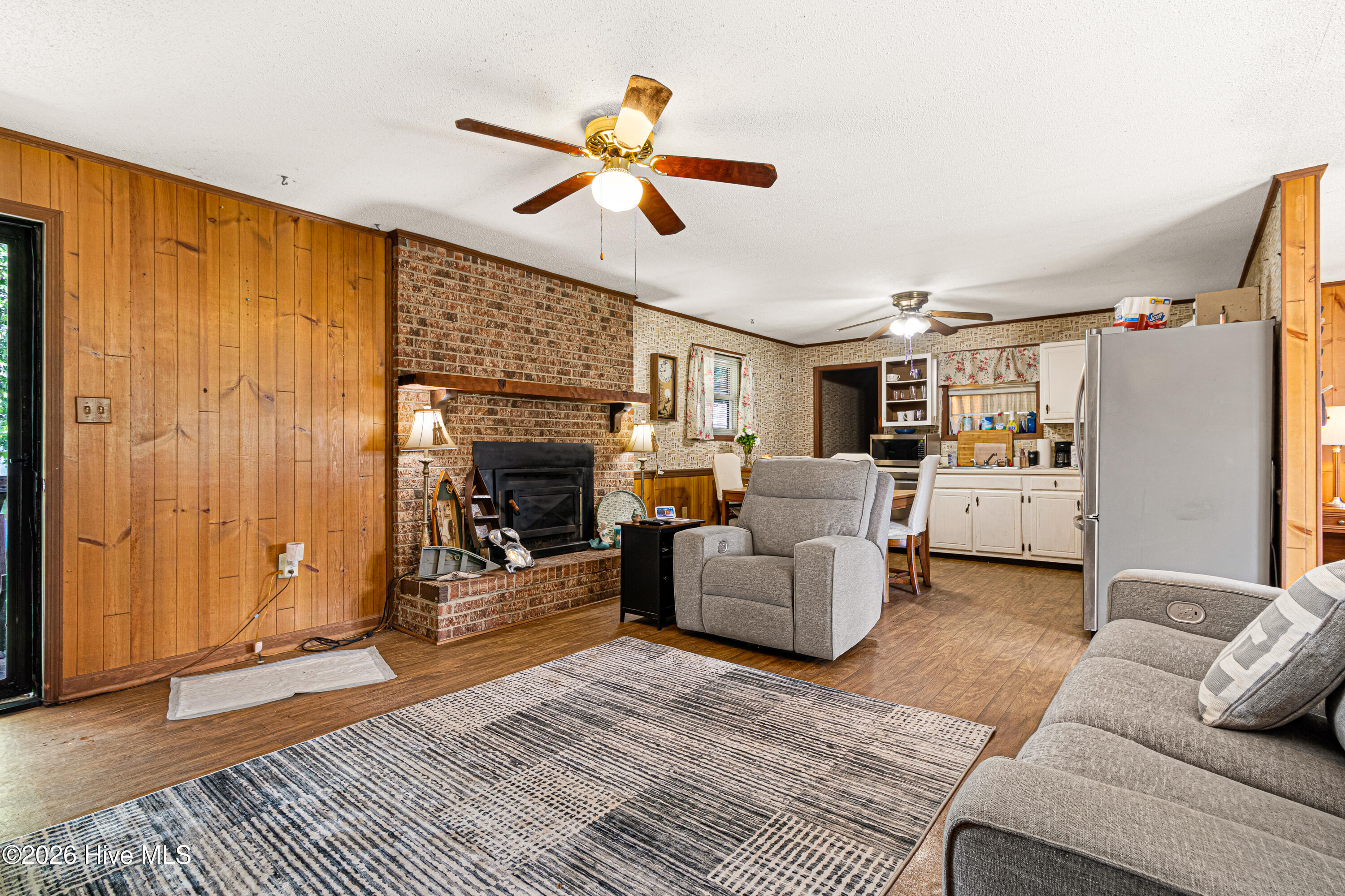 500 Maple Lane Property Photo 4