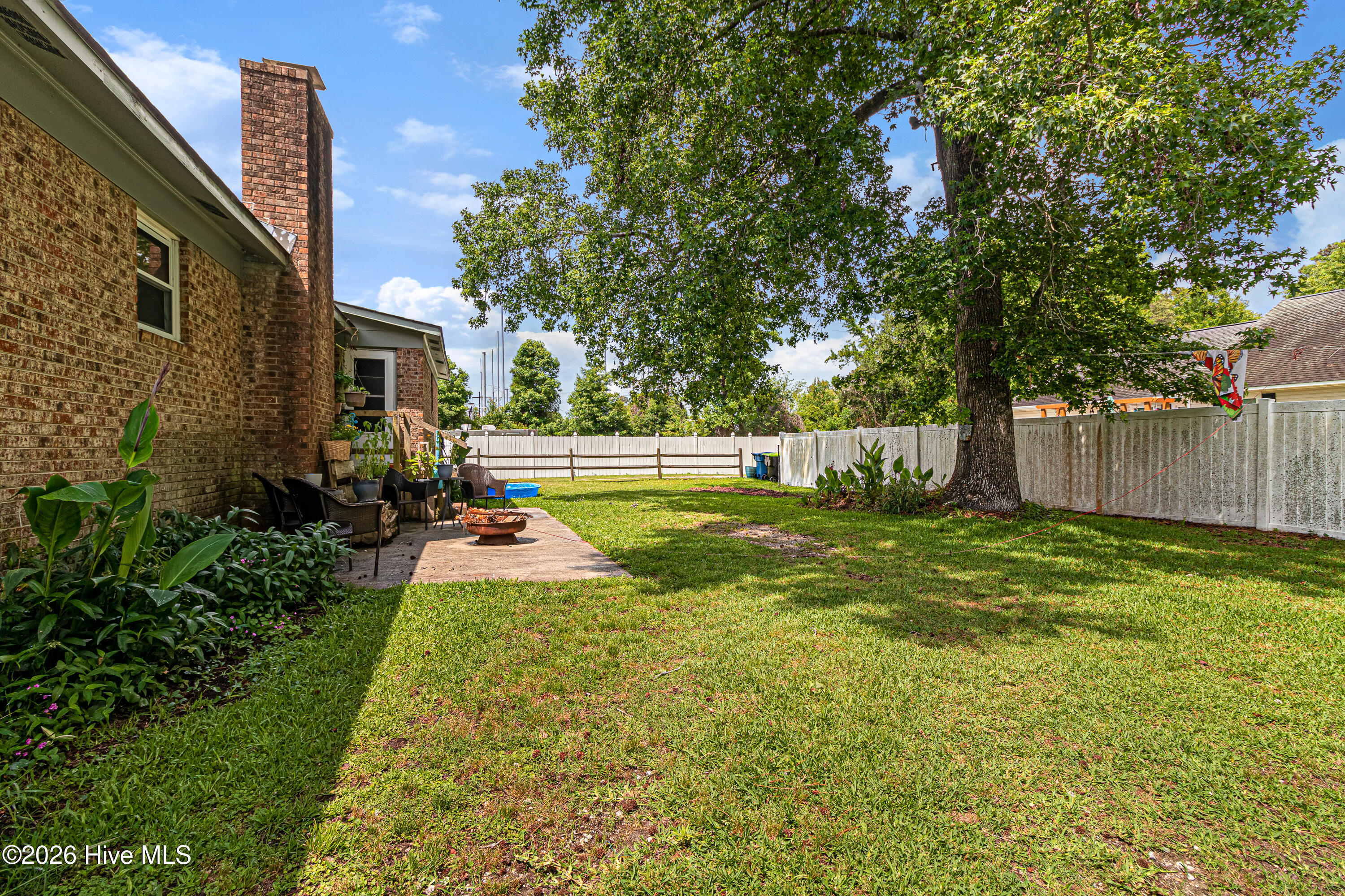 500 Maple Lane Property Photo 22