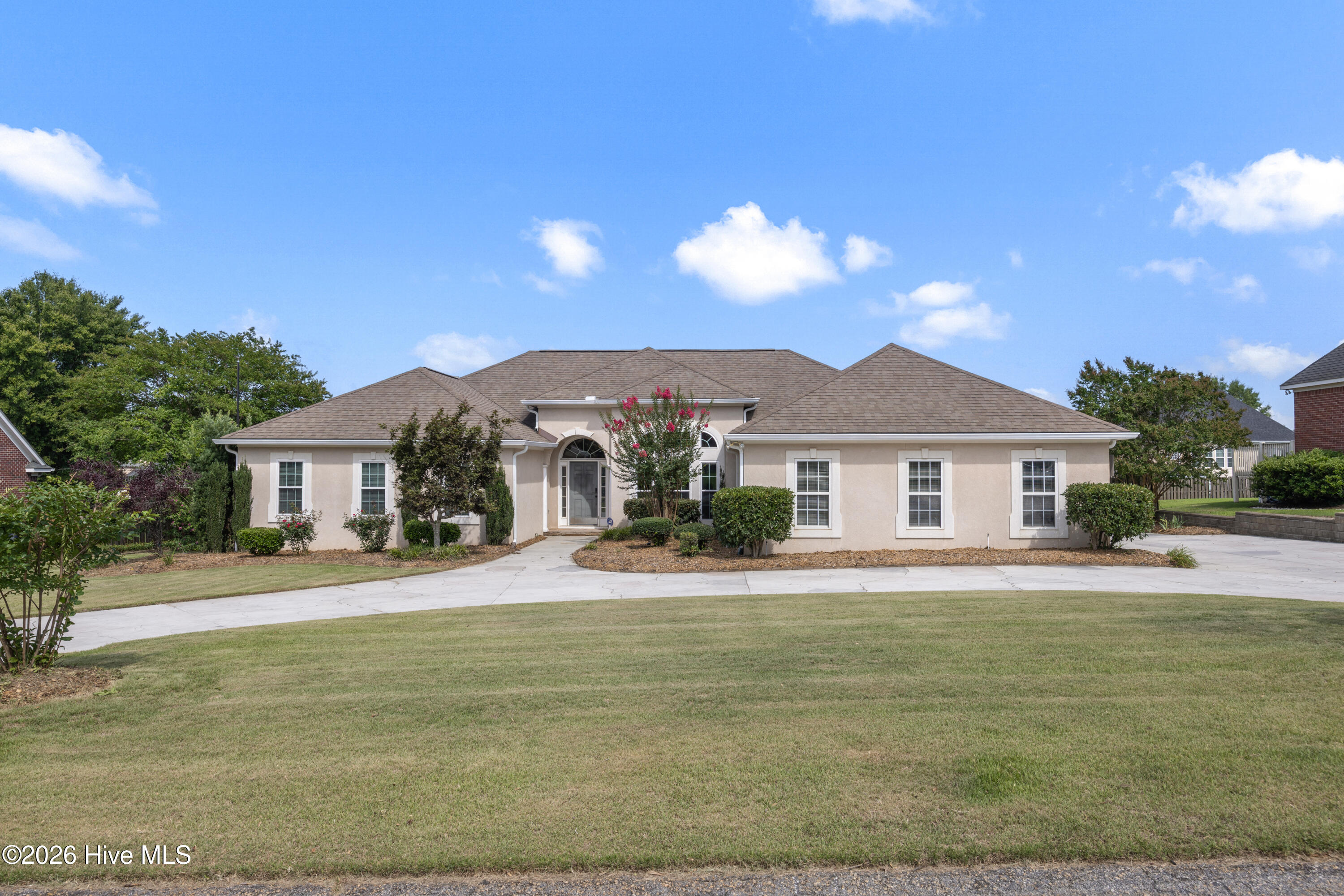 981 Windmill Parkway Property Photo 1