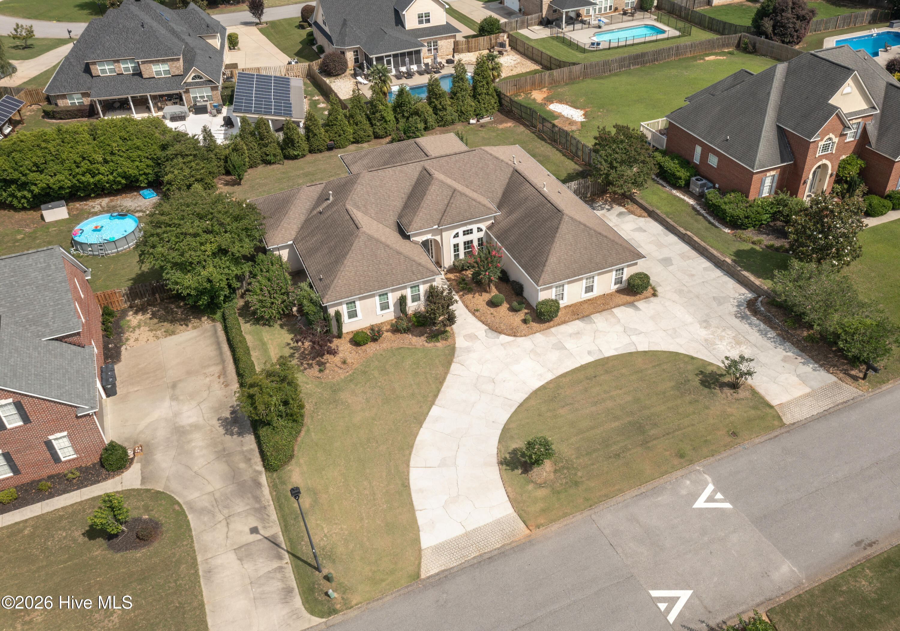 981 Windmill Parkway Property Photo 2