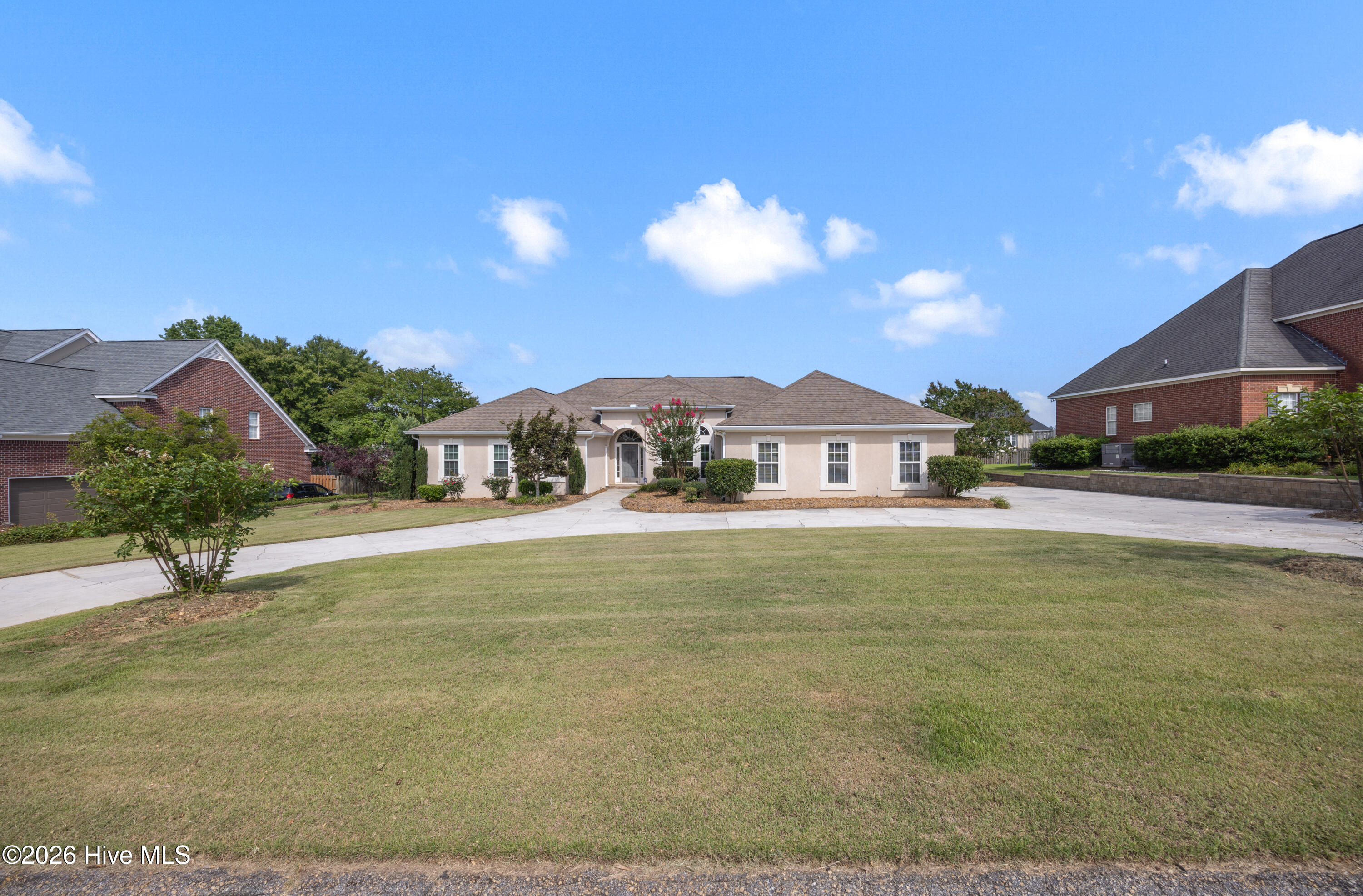 981 Windmill Parkway Property Photo 8