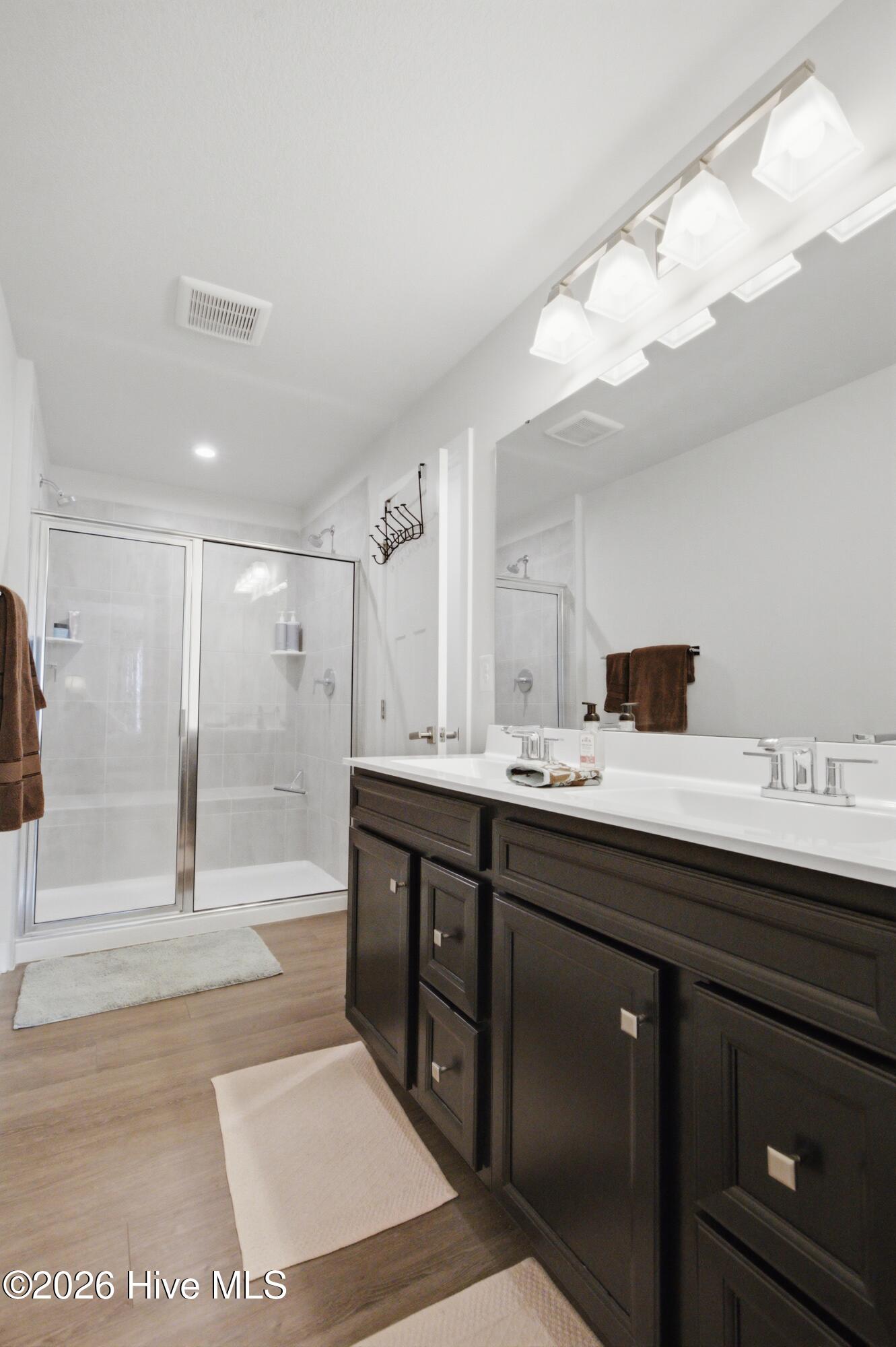 101 Spinnaker Street B Property Photo 22