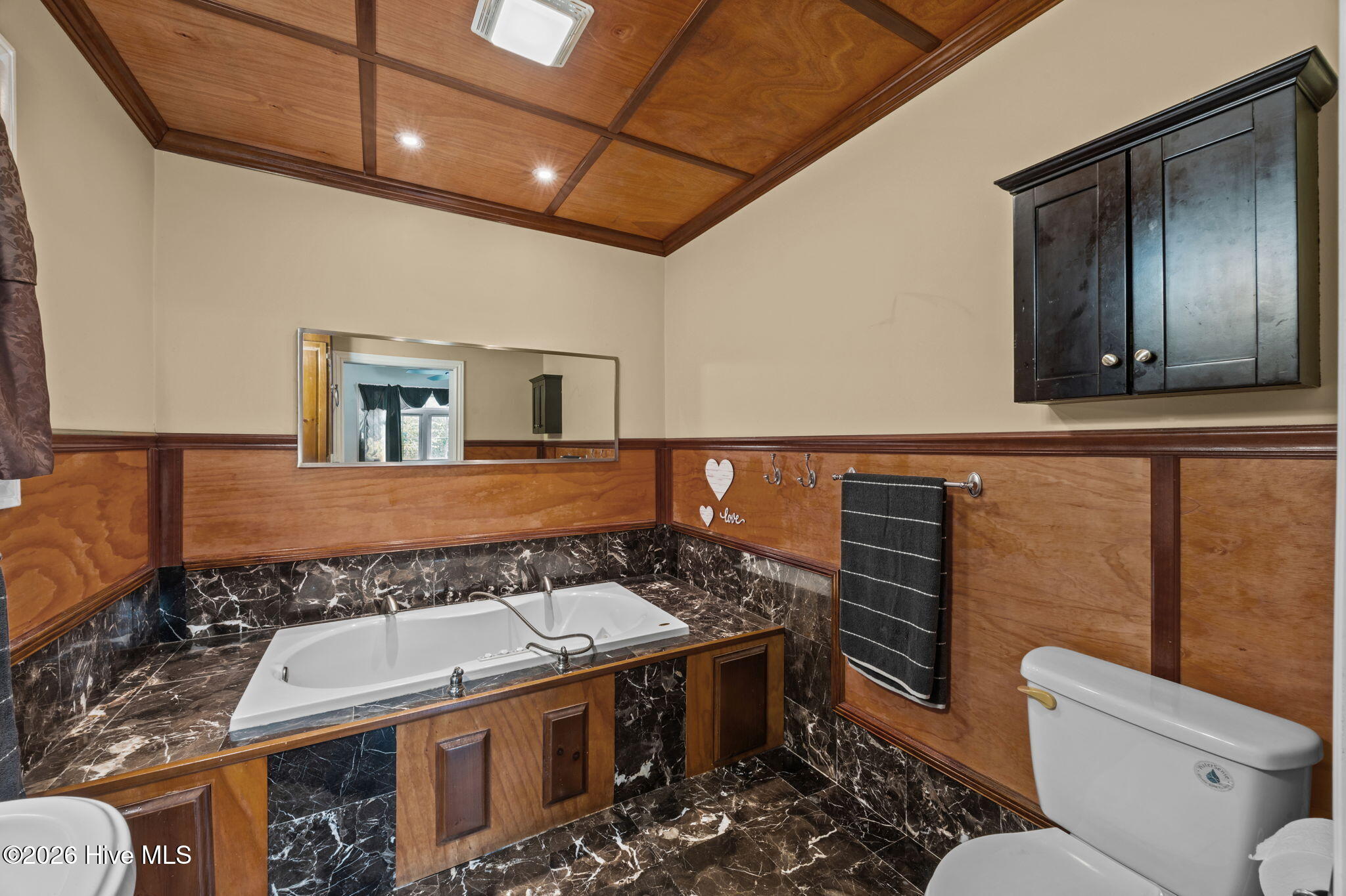 1607 Oakwood Avenue Property Photo 14