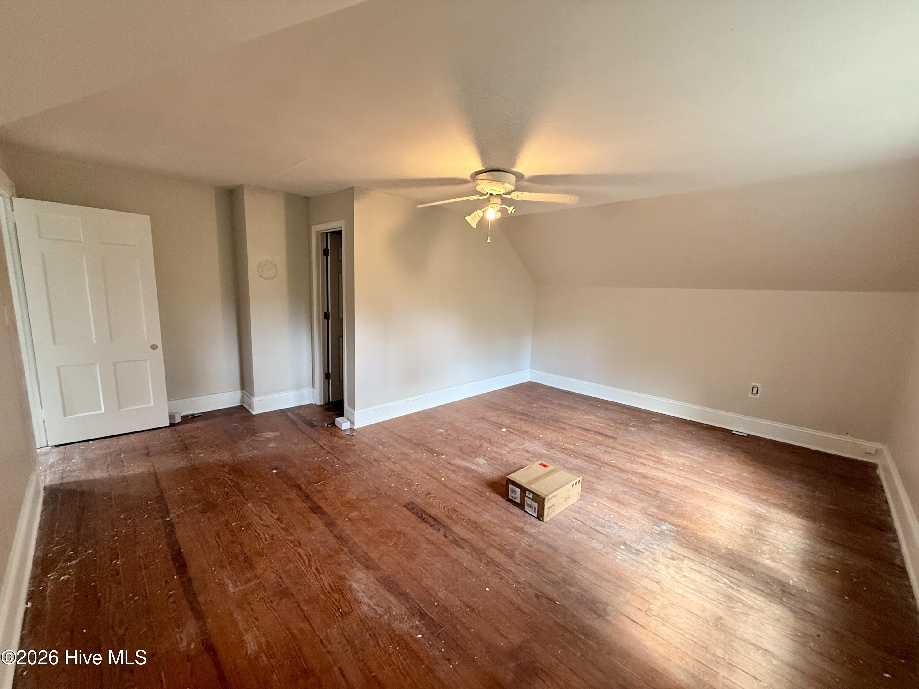 301 W Harper Street Property Photo 19