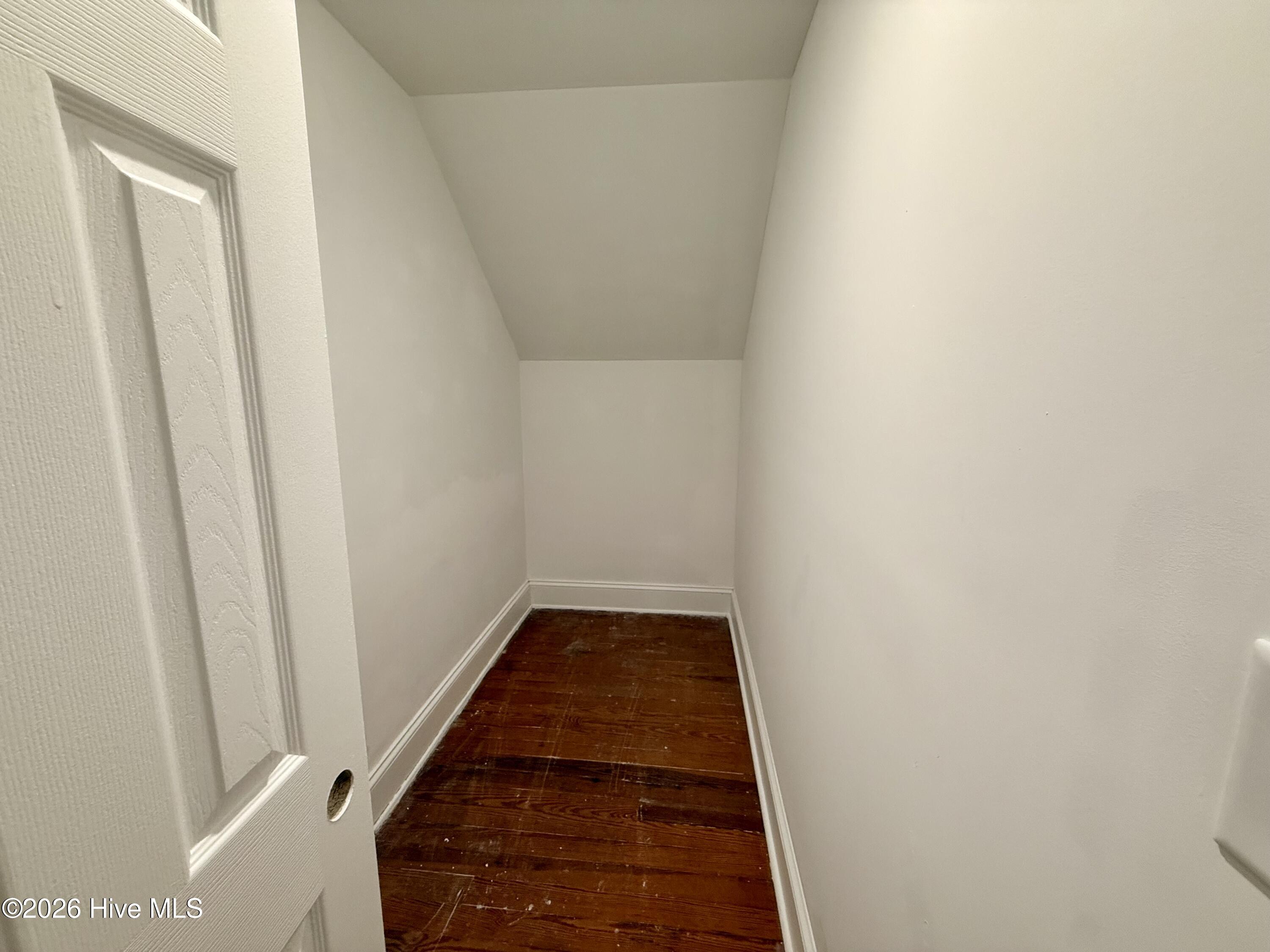 301 W Harper Street Property Photo 20