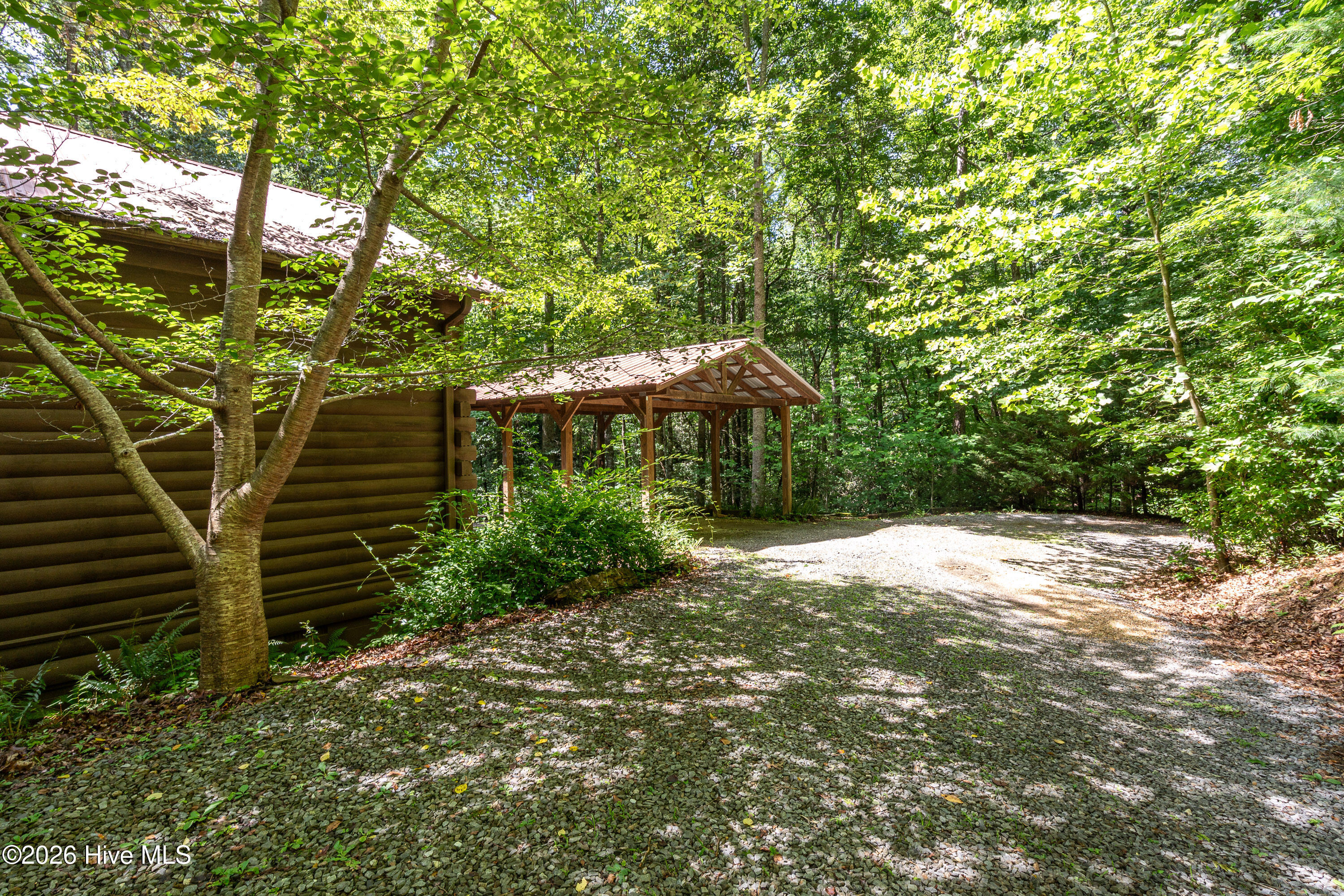211 Red Oak Forest Lane Property Photo 33