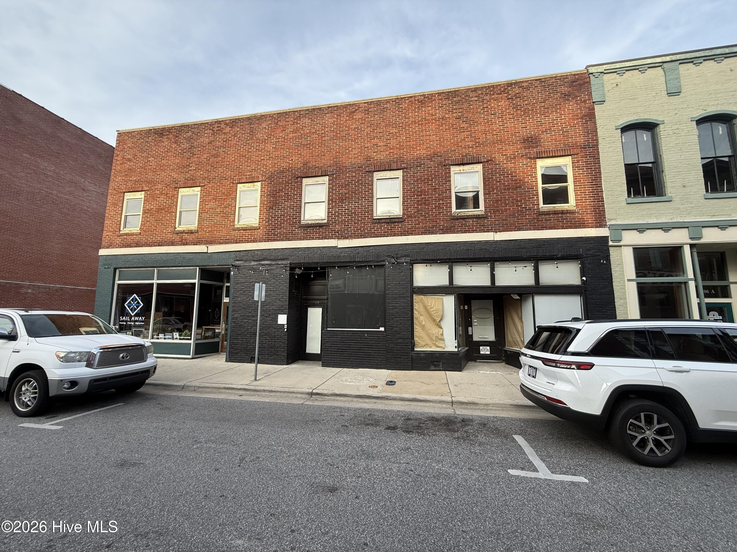 110 N Poindexter Street Property Photo 2