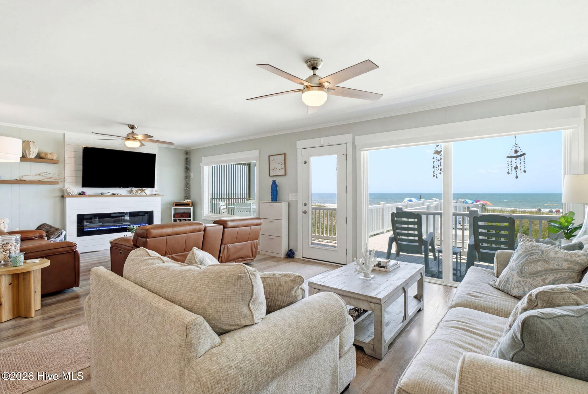 177 Ocean Boulevard W Property Photo 12