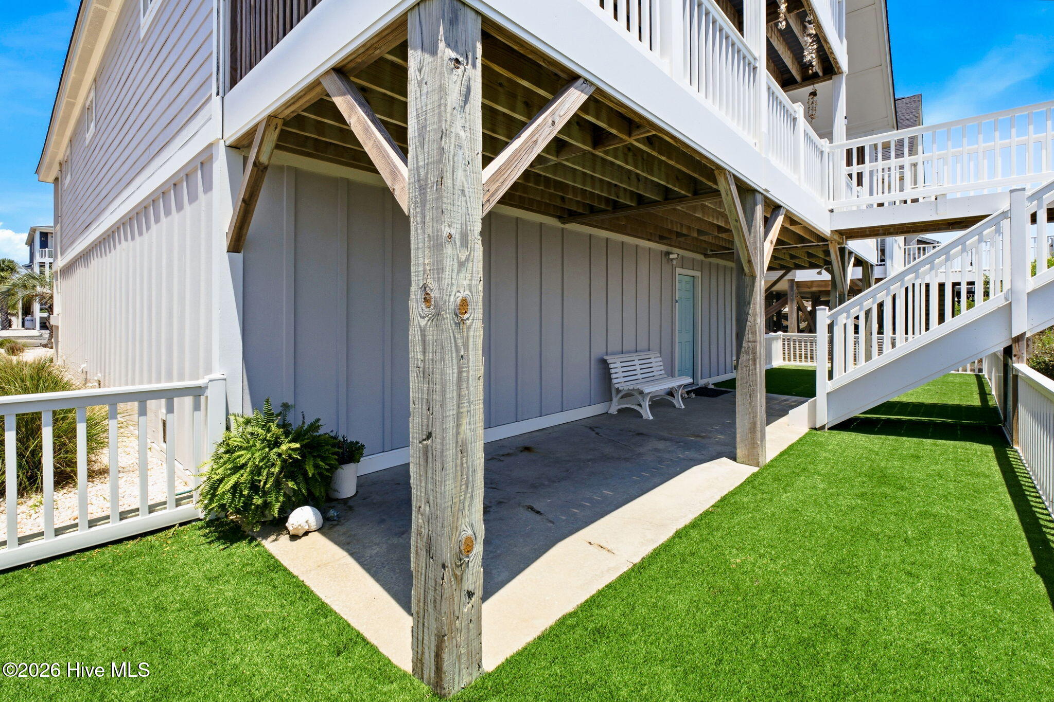 177 Ocean Boulevard W Property Photo 41