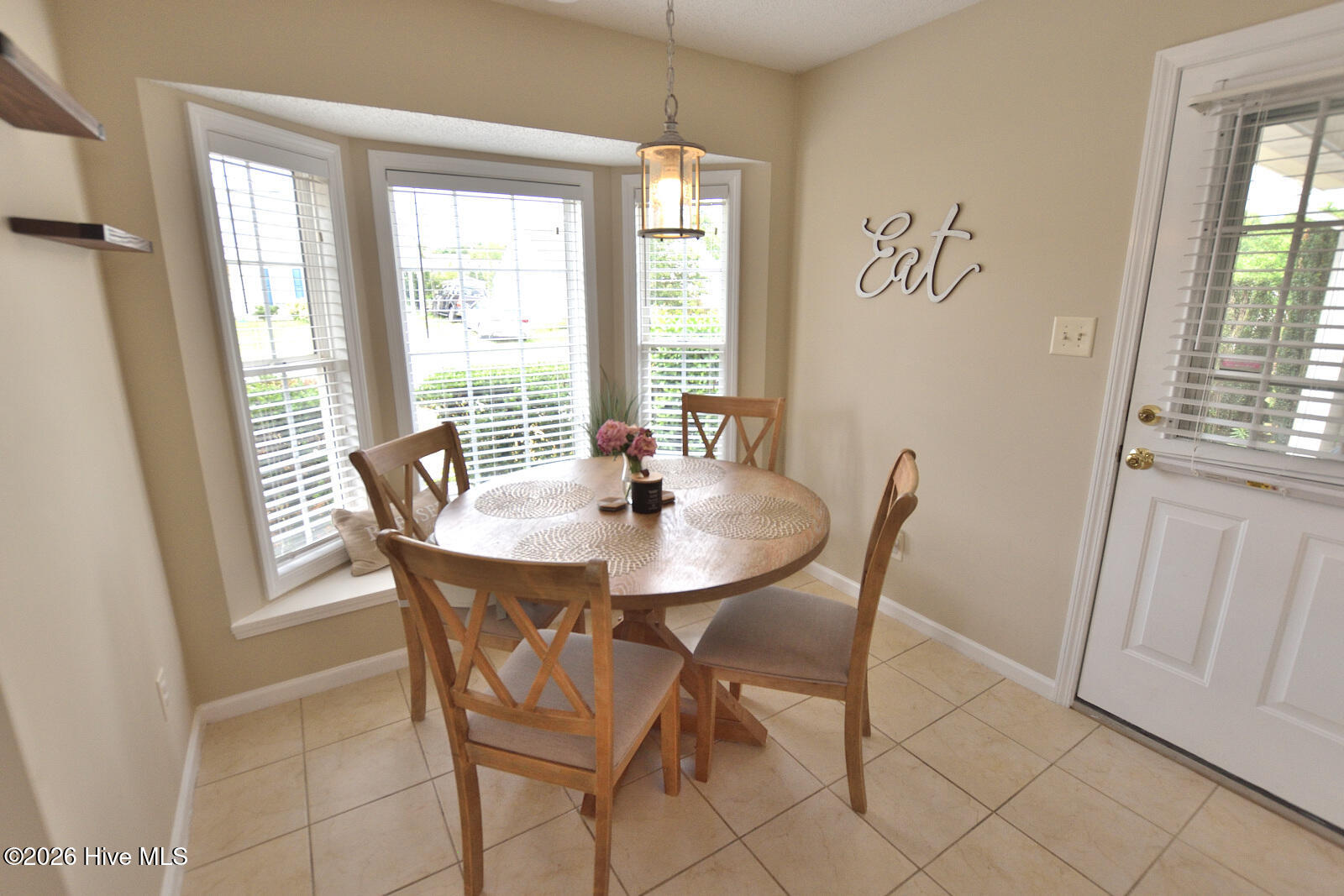 4617 Morning Glory Way Property Photo 4