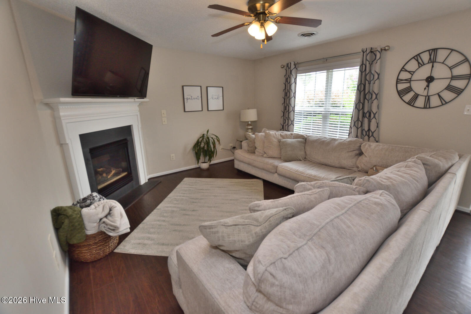 4617 Morning Glory Way Property Photo 8
