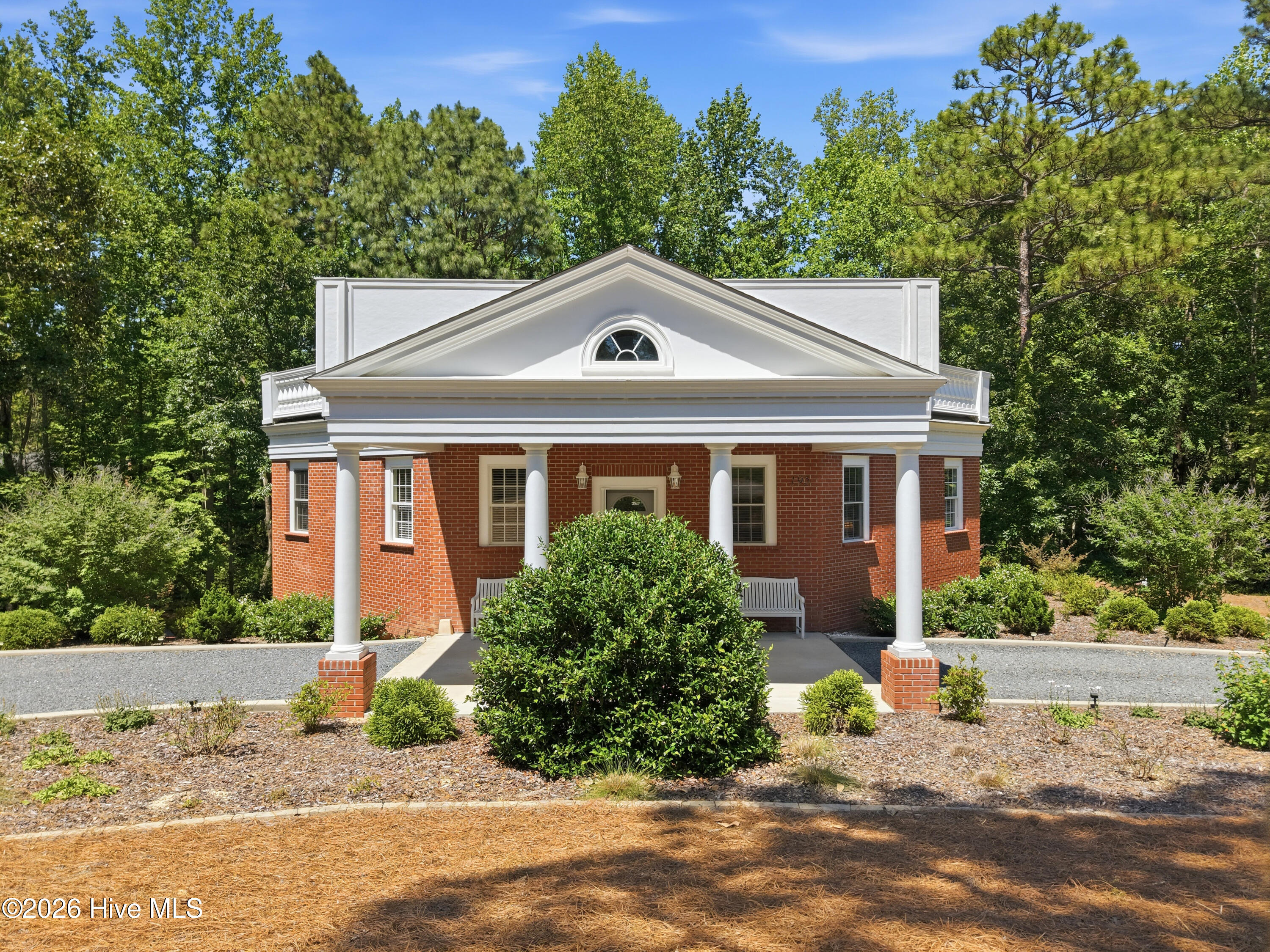 195 Canter Lane Property Photo 3