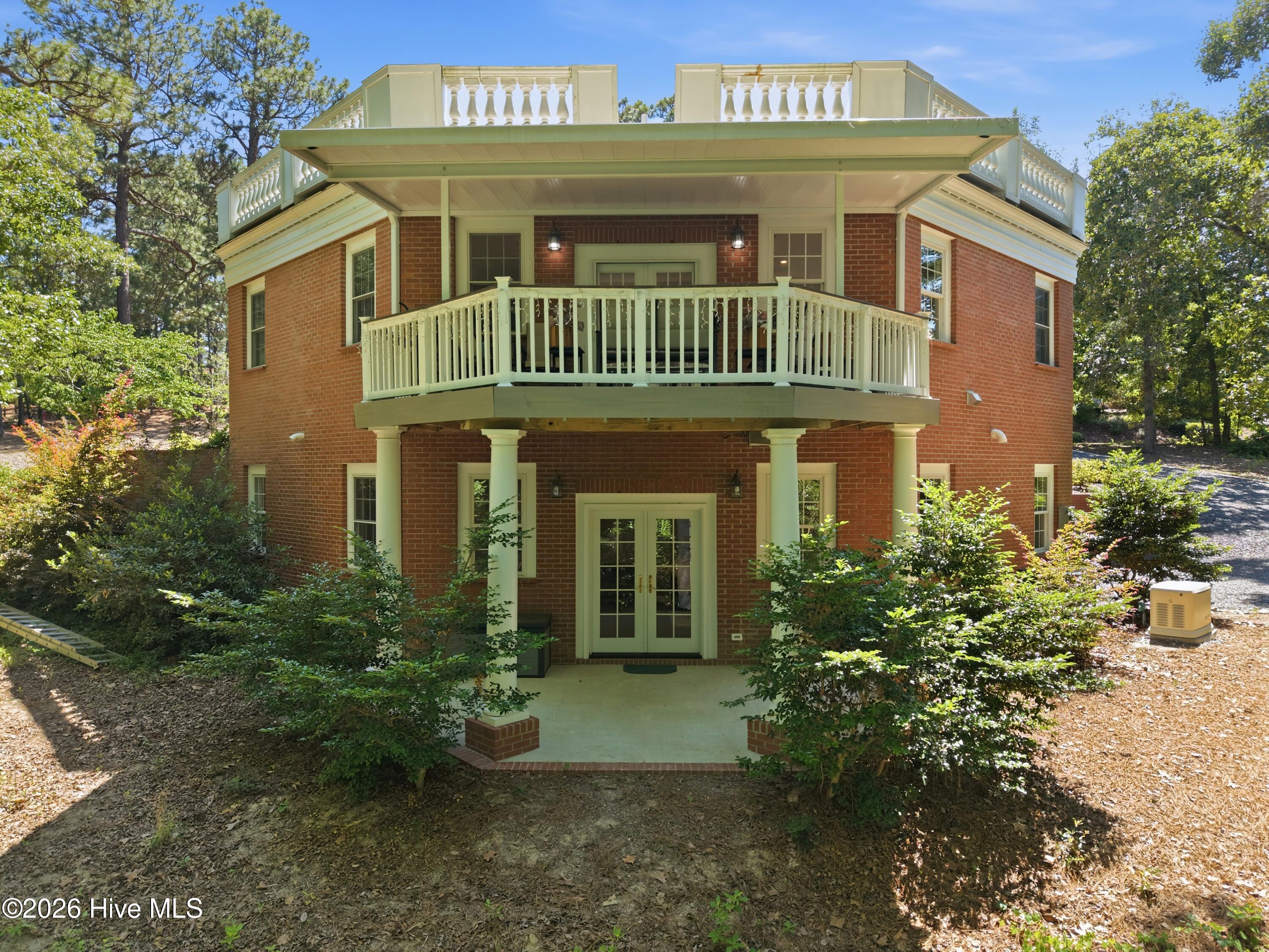 195 Canter Lane Property Photo 4