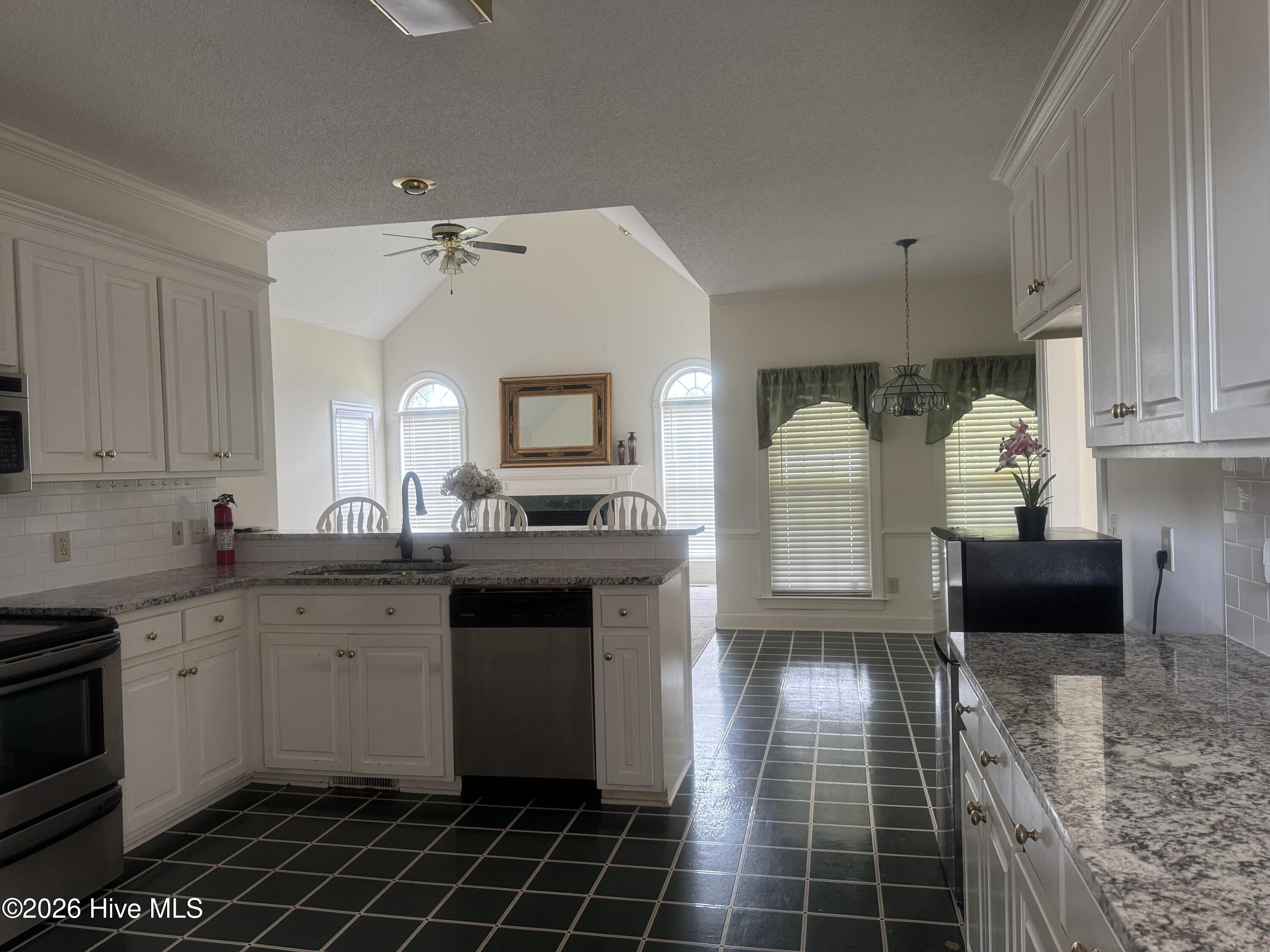 205 Tonya Drive Property Photo 16