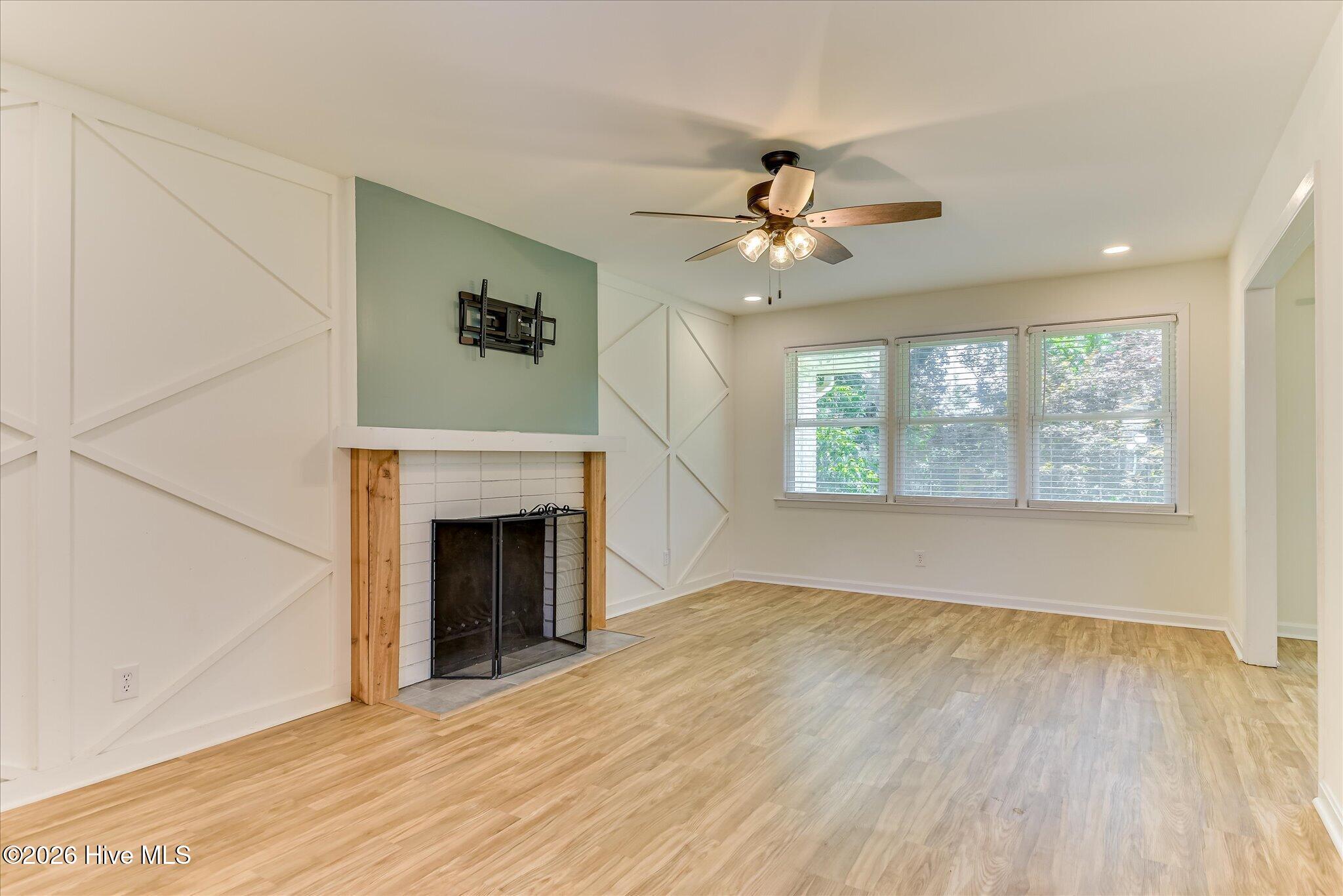 501 Hampton Avenue Property Photo 5