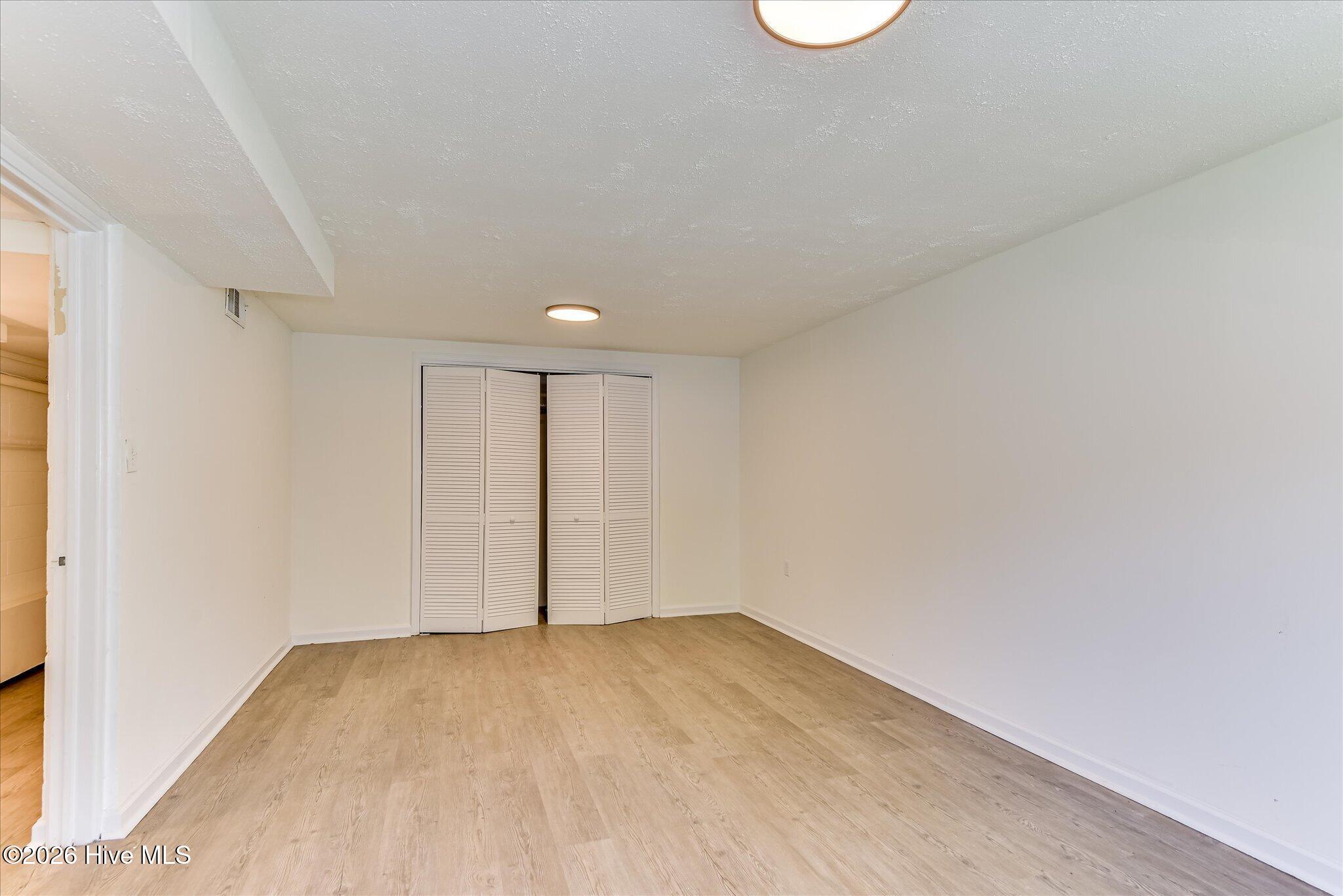 501 Hampton Avenue Property Photo 46
