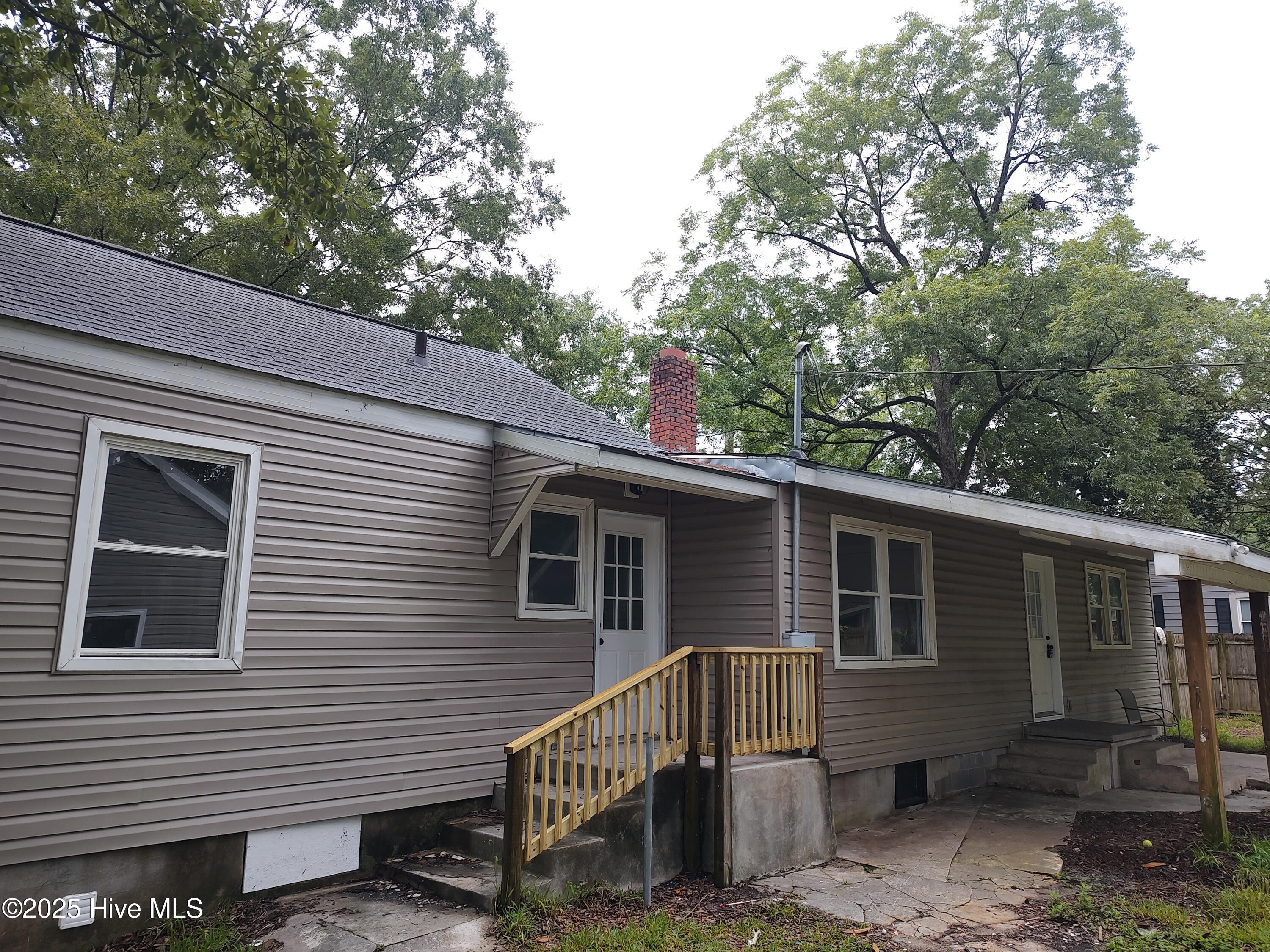 515 Jefferson Avenue Property Photo 5