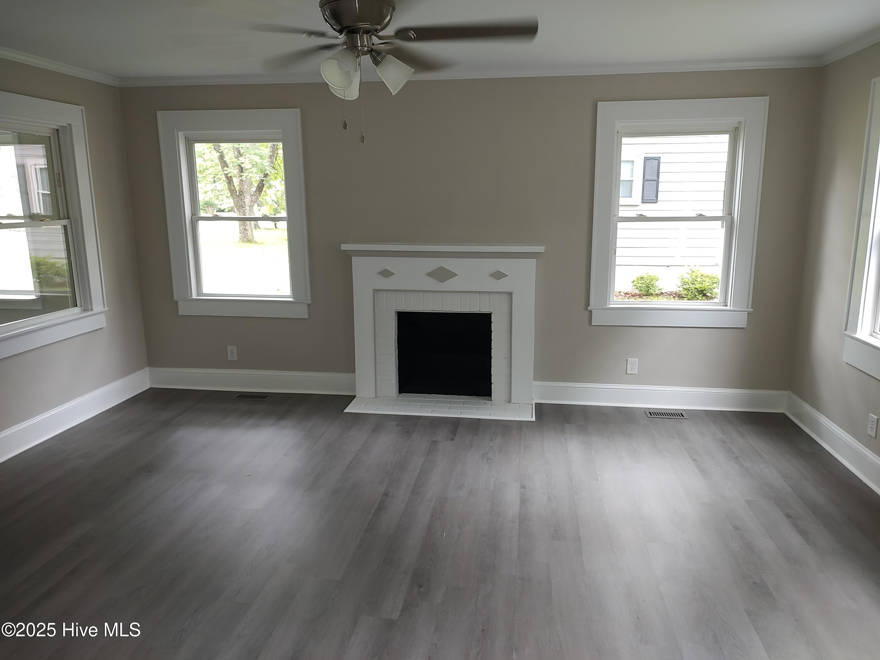 515 Jefferson Avenue Property Photo 6