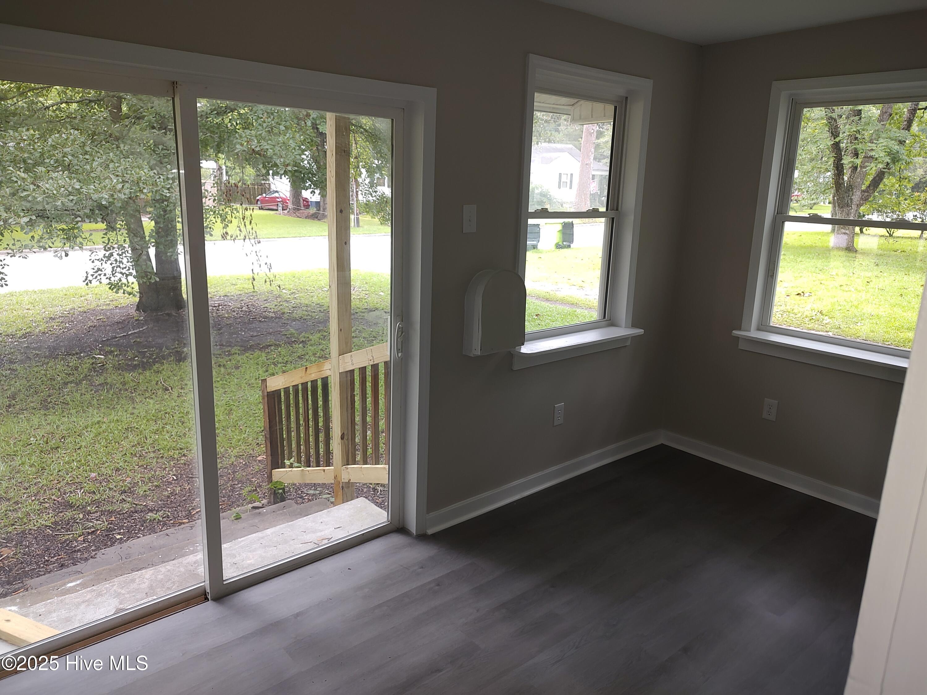 515 Jefferson Avenue Property Photo 7